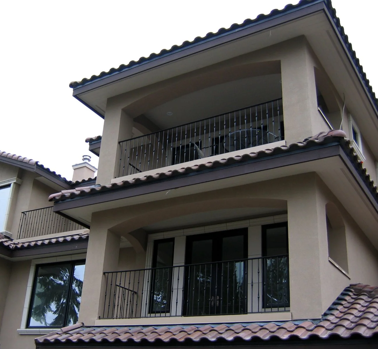 Powder coated metal deck railing Vancouver 2