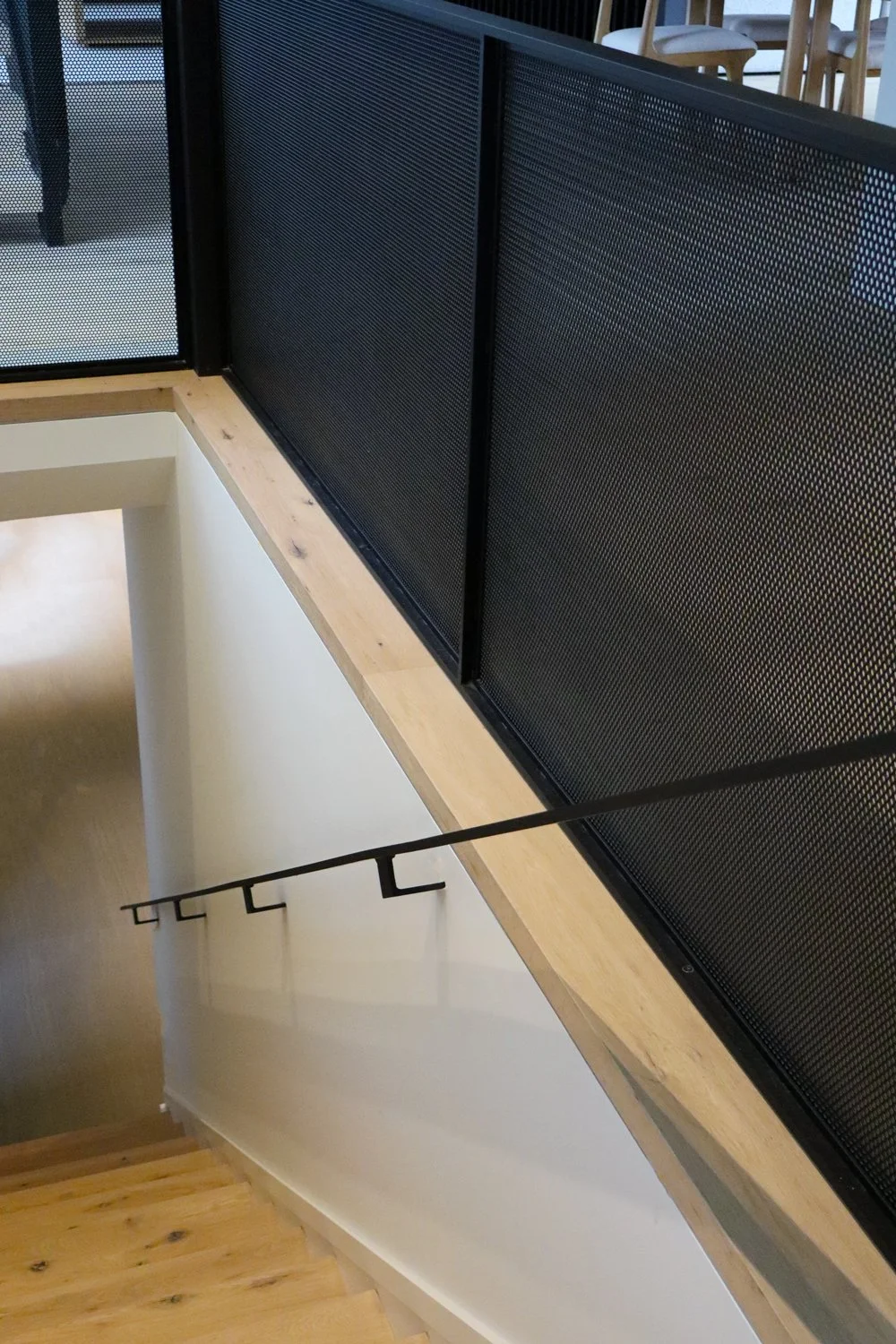 Handrailing | Vancouver | Iron Age Manufacturing-320