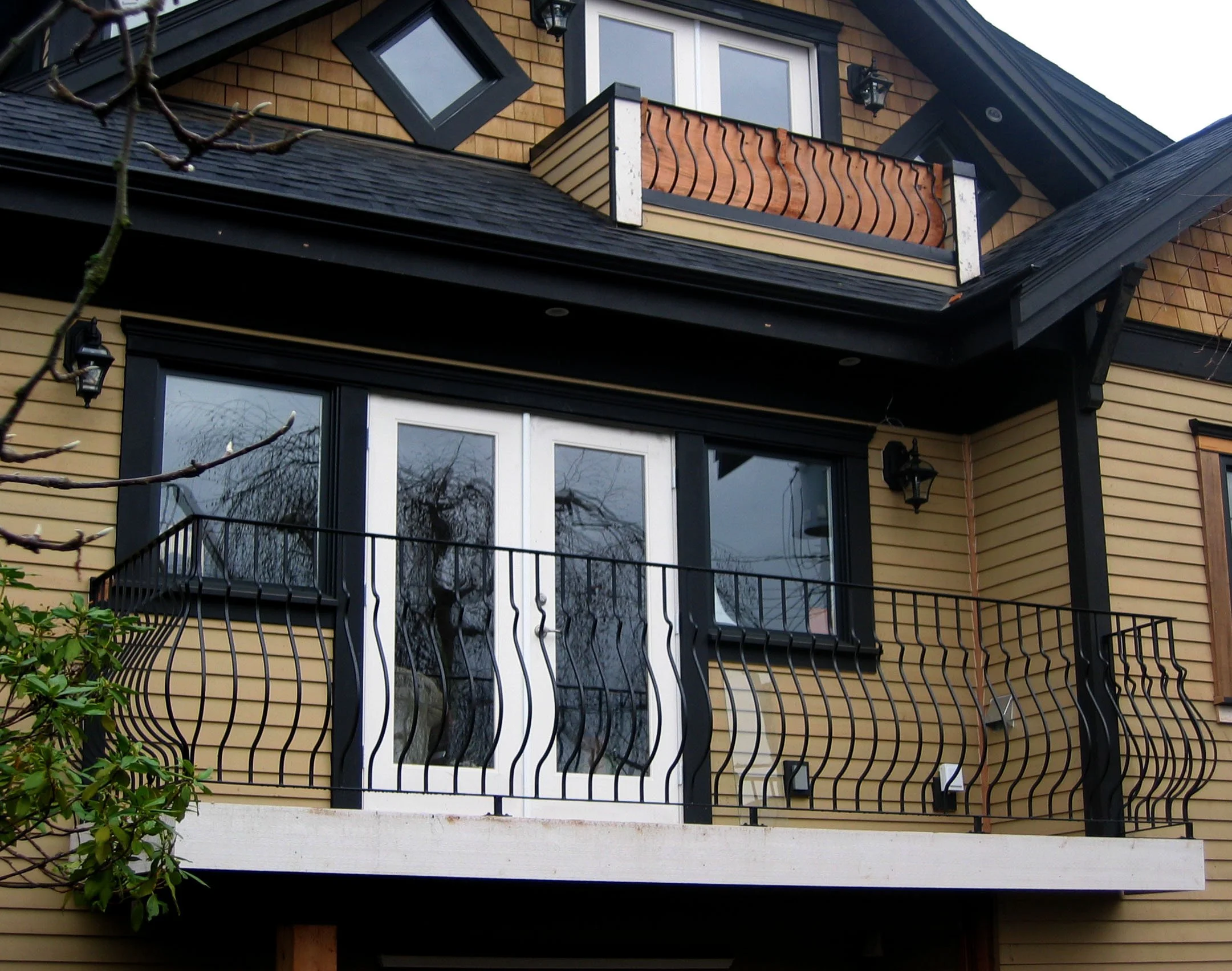 Outdoor deck railing modern style Vancouver