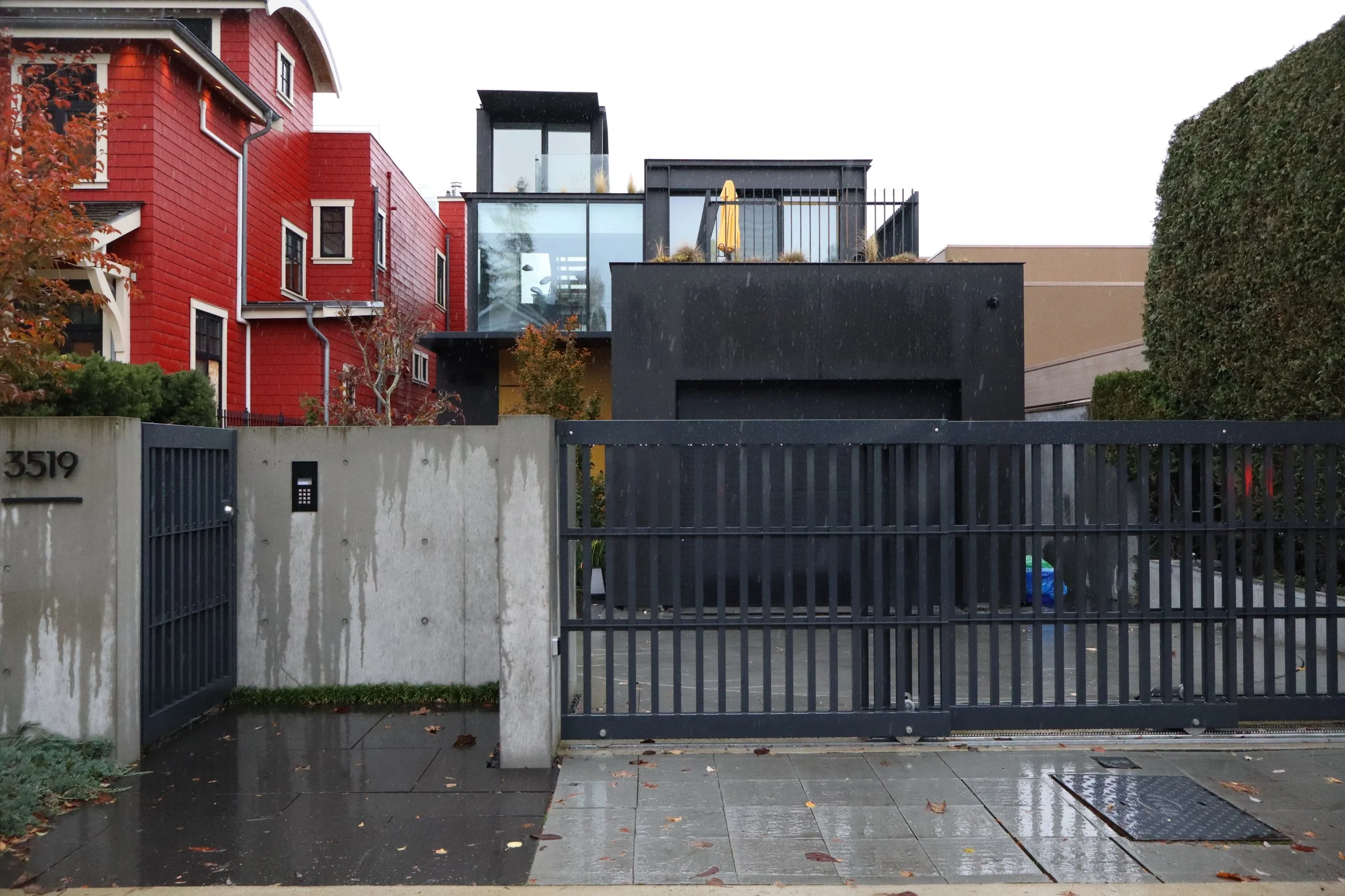Why Sliding Gates Are Becoming a Popular Choice for Vancouver Homes