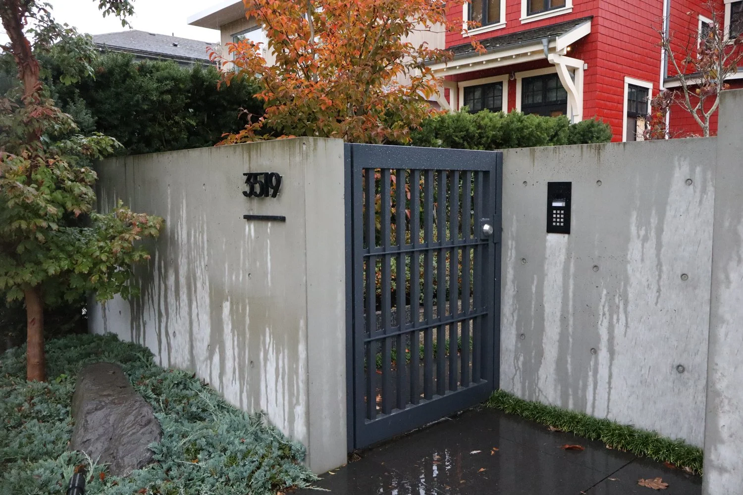 Custom iron Architectural pedestrian gate with clean lines and modern appeal, fabricated in Vancouver  20