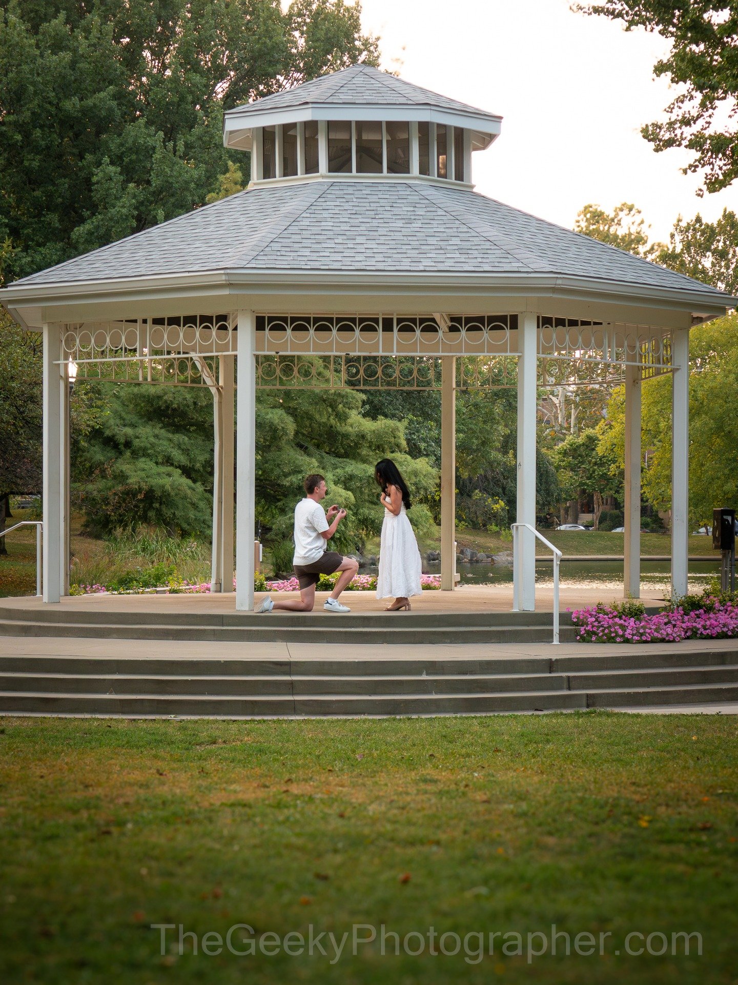Some beautiful proposal shots I took the other week! Book me today at

https://thegeekyphotographer.com

Find this whole gallery here: 

https://thegeekyphotographer.com/cottlegallery

#photographer #proposal #wedding