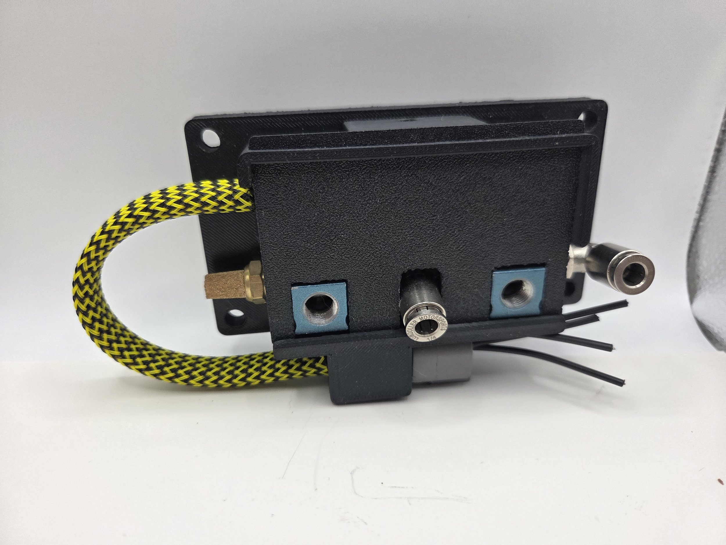 Dual Mac Valve Holder