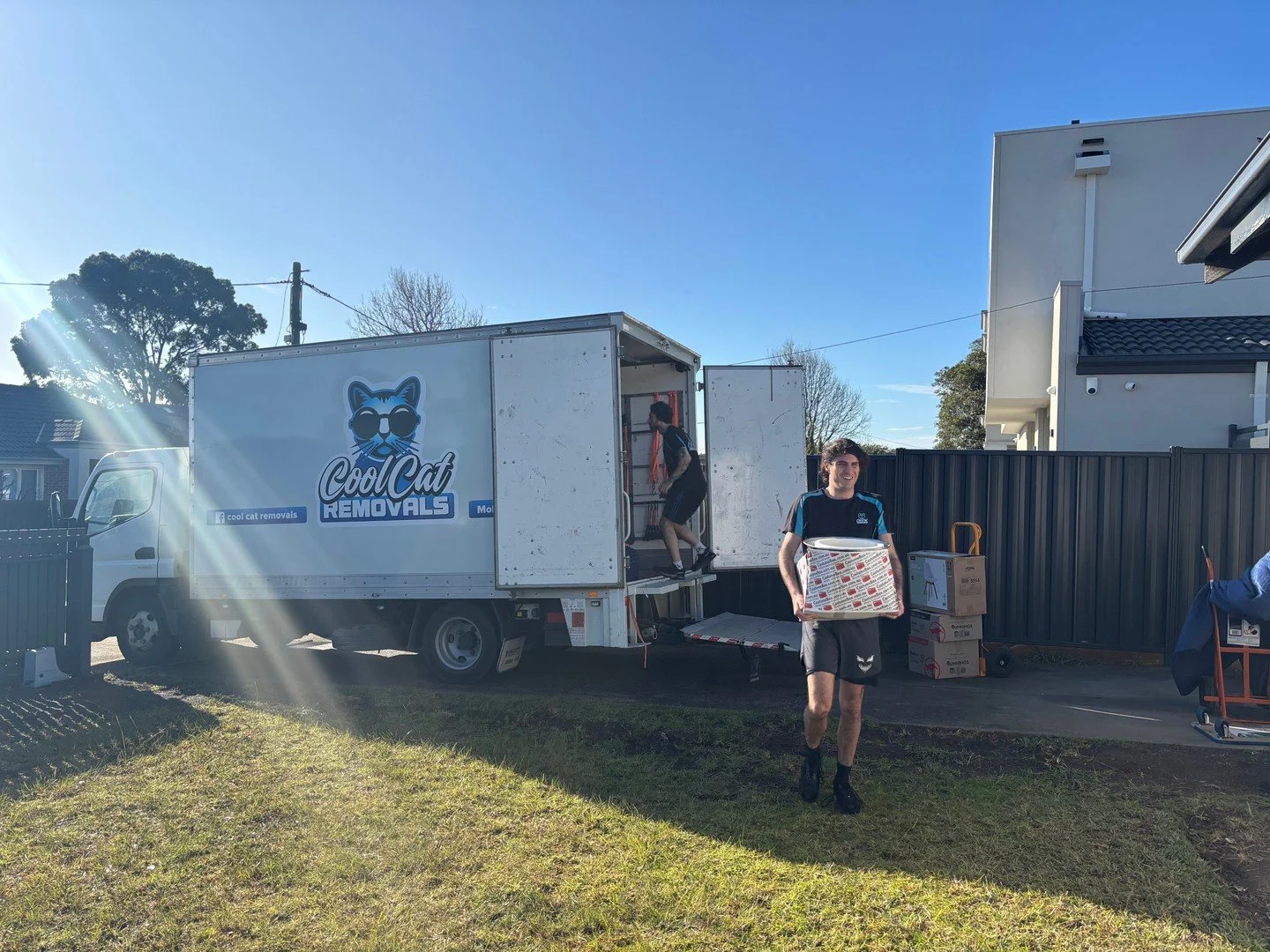 This is what my moving day looks like.

No chaos, just a system.

Just a team that knows how to load, stack, and move efficiently from the start.

This is what a smooth-moving day should feel like.

👉 Want your move to run like this? Let&rsquo;s cha