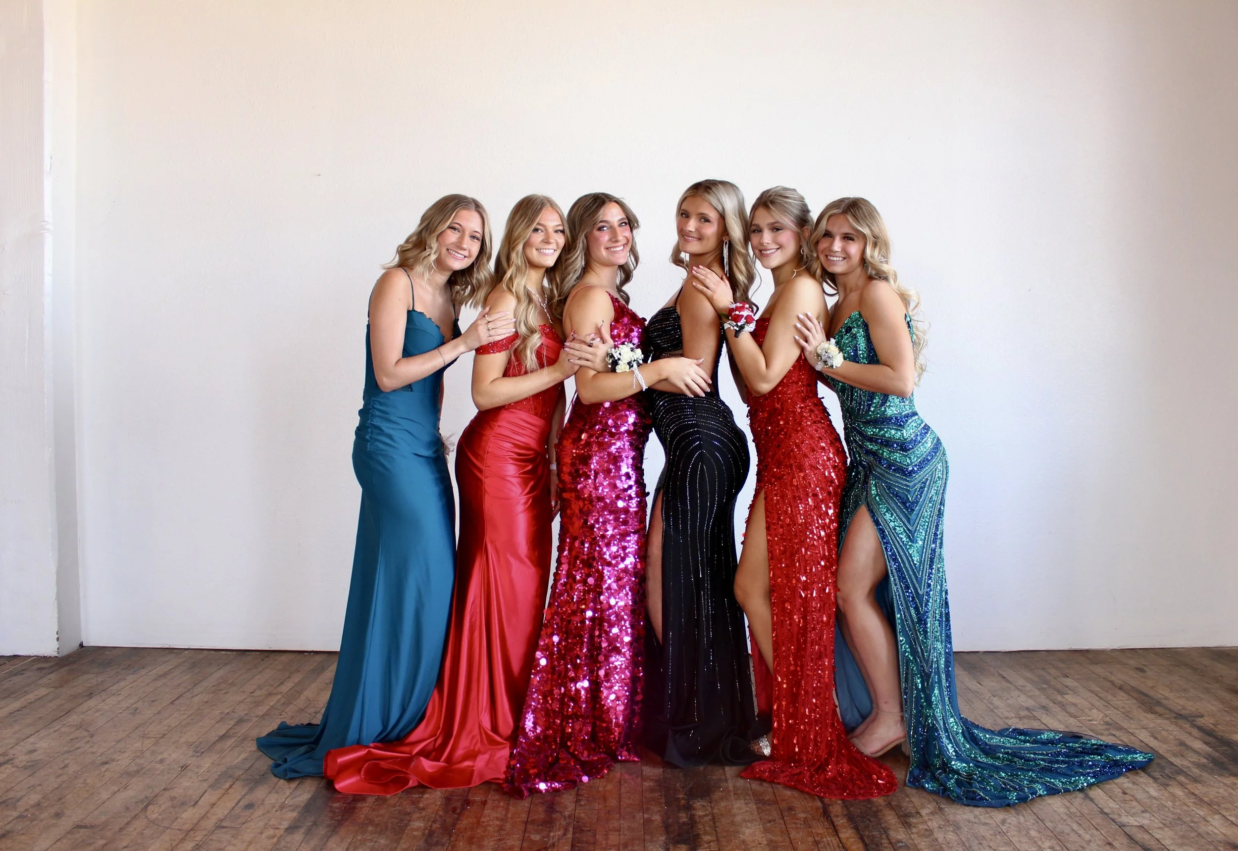 Prom_Group-Girls.JPG