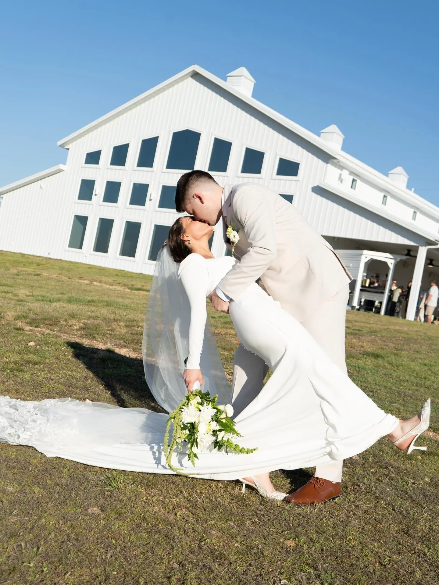 Still not over this one 💍

#weddingflorist #eventflorist #weddinginspo