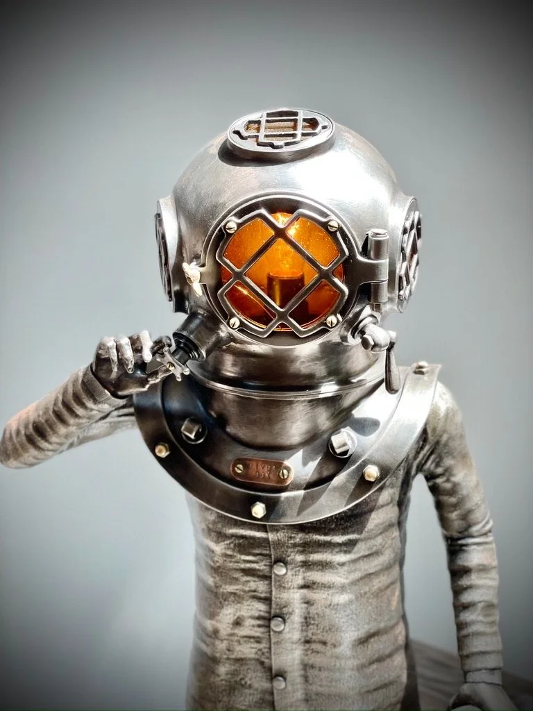 Diver boy, the headline sculpture of the Diver Boy series