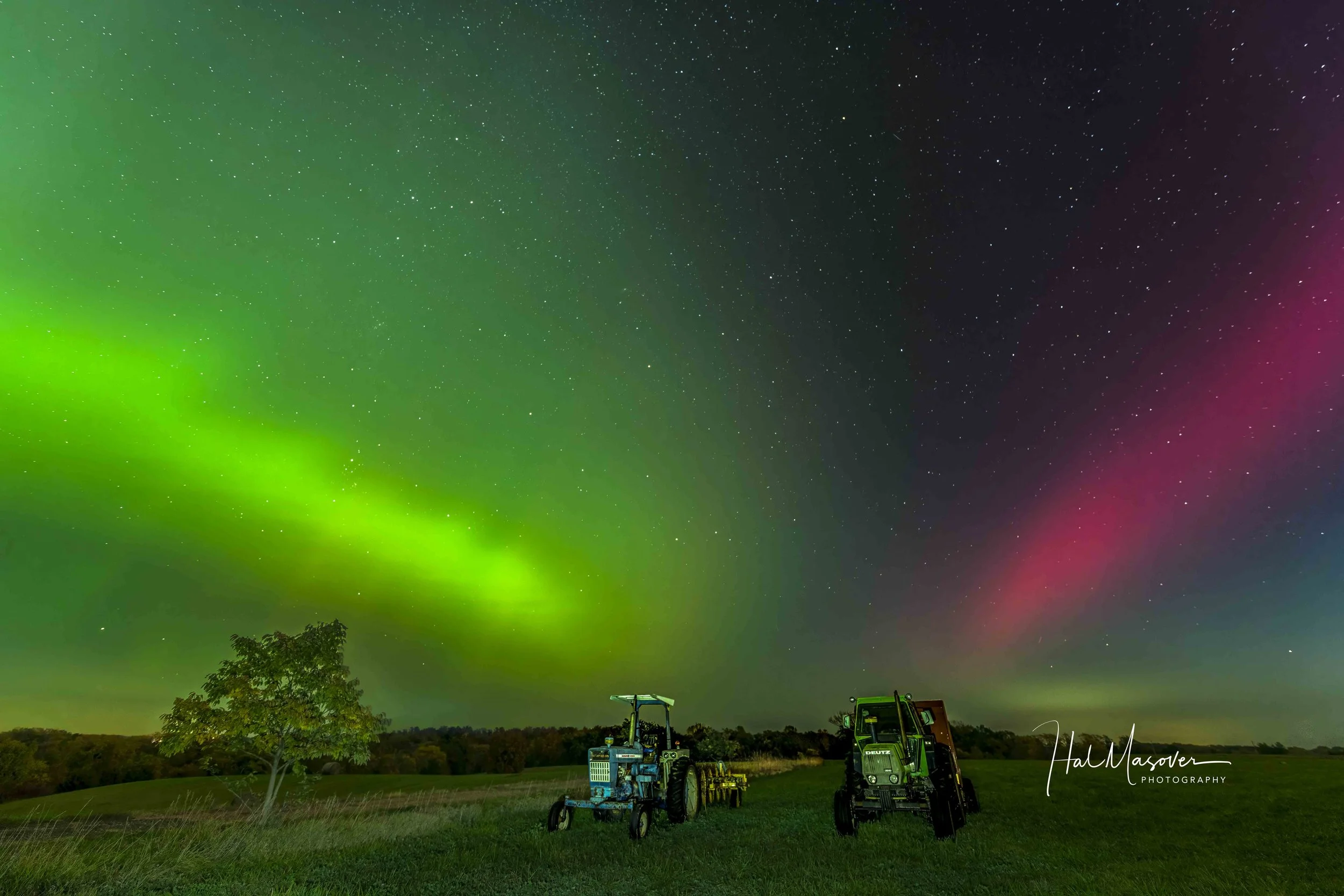 Auroras over Fairfield Iowa farm