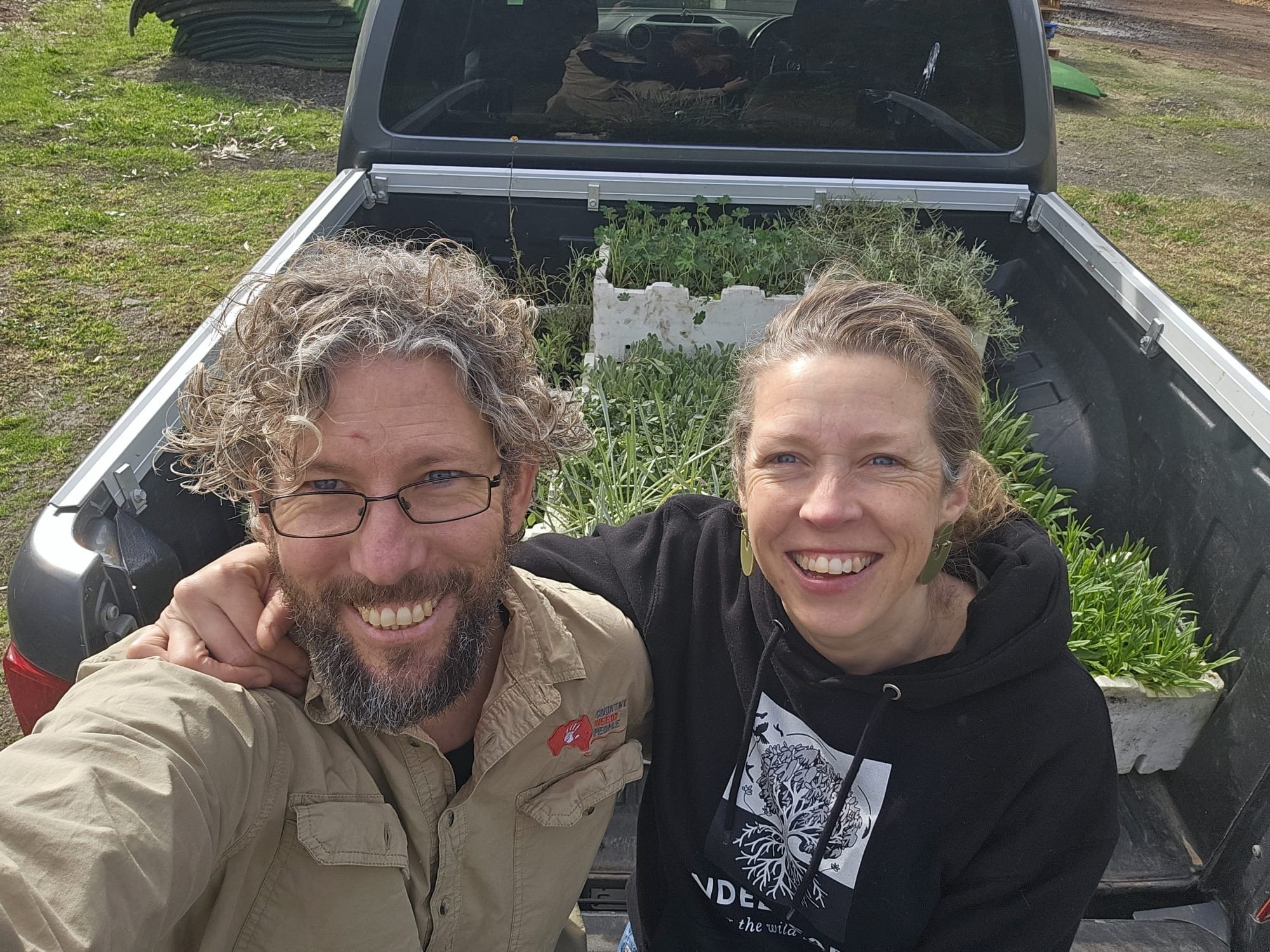 Living Dirt Landscapes and Tended Earth (Ian and Jo) - on board with 600 VINC tubestocks bound for Yakai Barring!