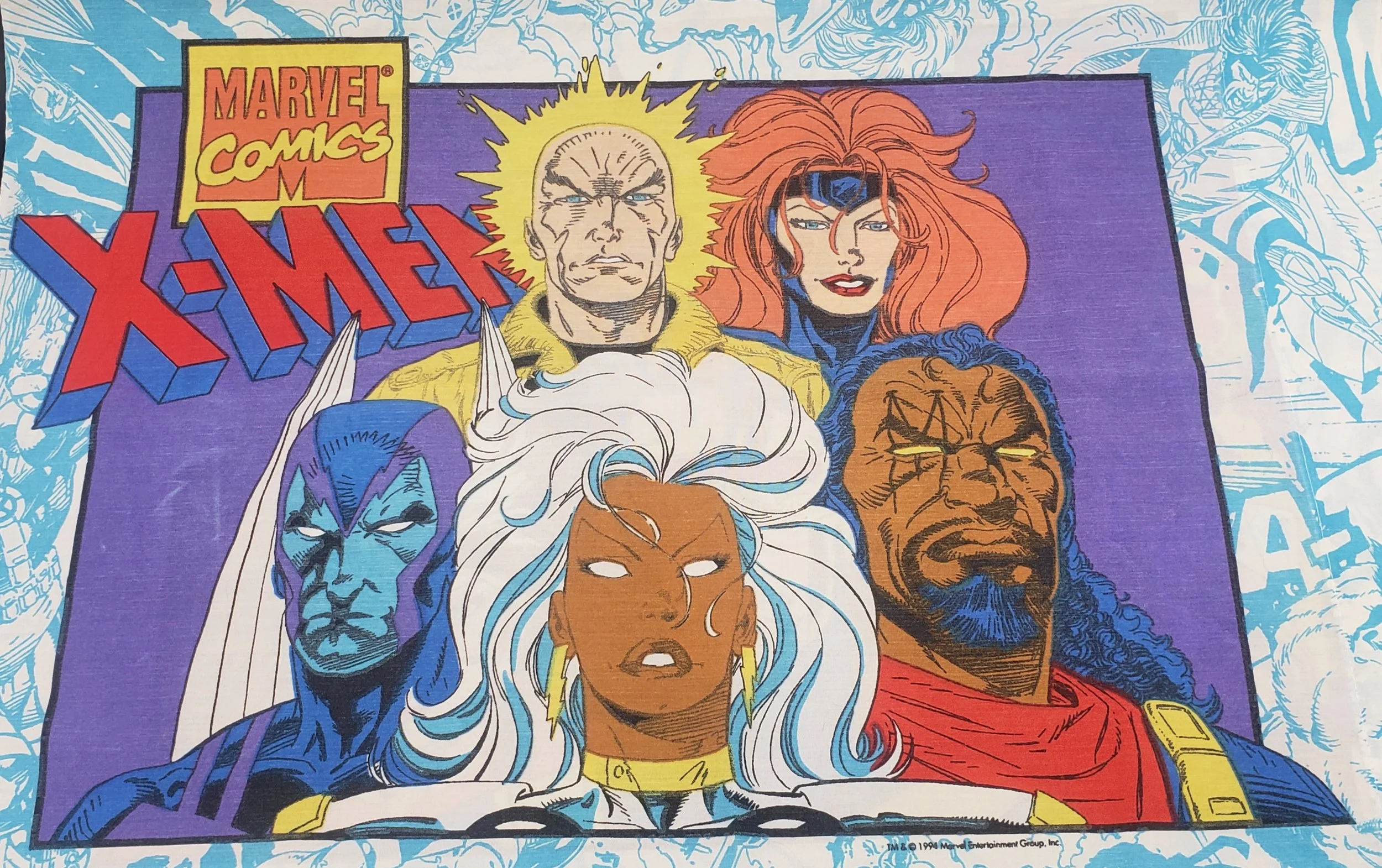Colorful comic book pillowcase cover featuring Marvel's X-Men, with characters Cyclops, Jean Grey, Storm, Wolverine, and Magneto, in classic comic style.