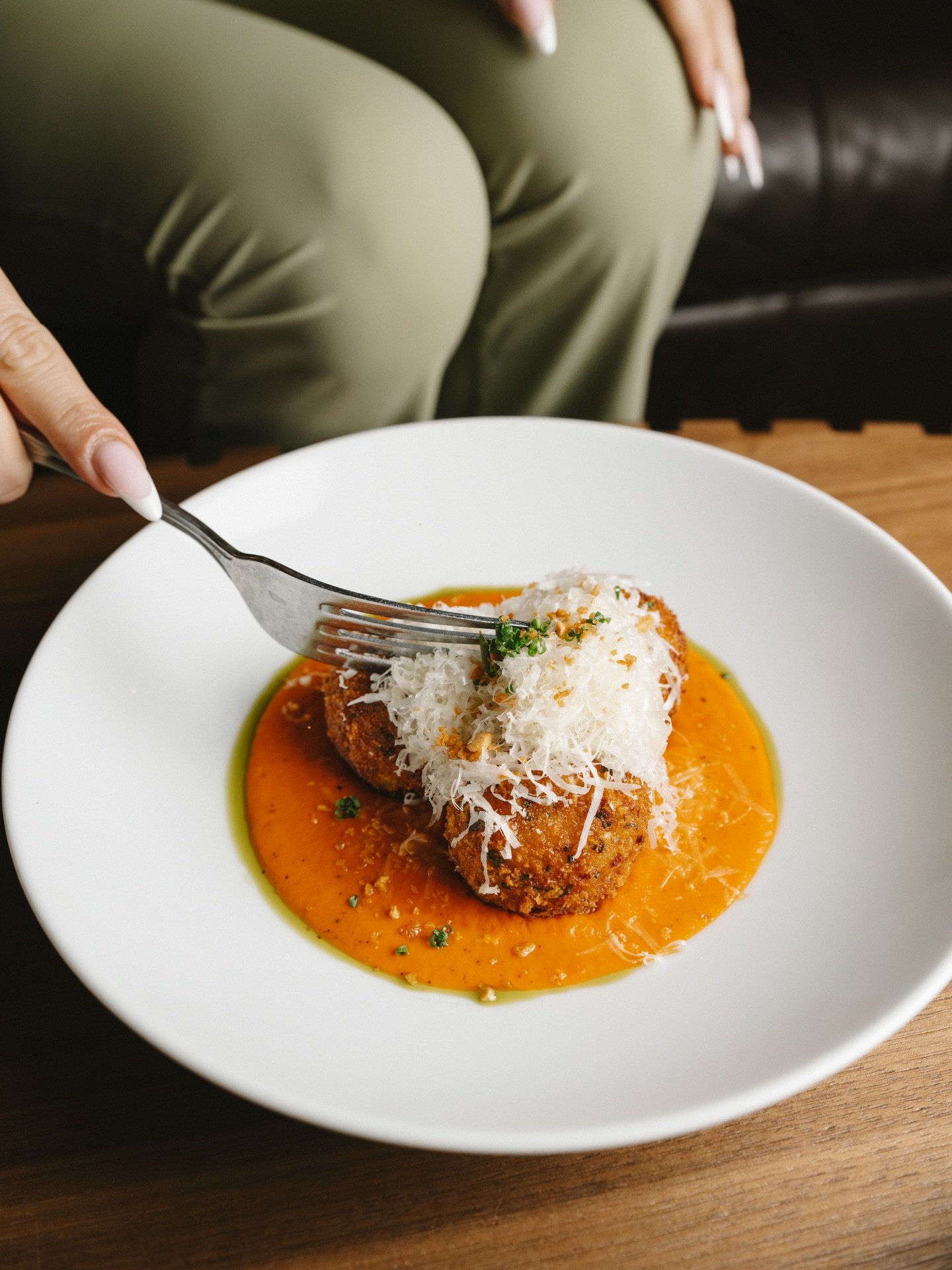 You&rsquo;re going to want a bite of this. See you at 4 PM 🍽️