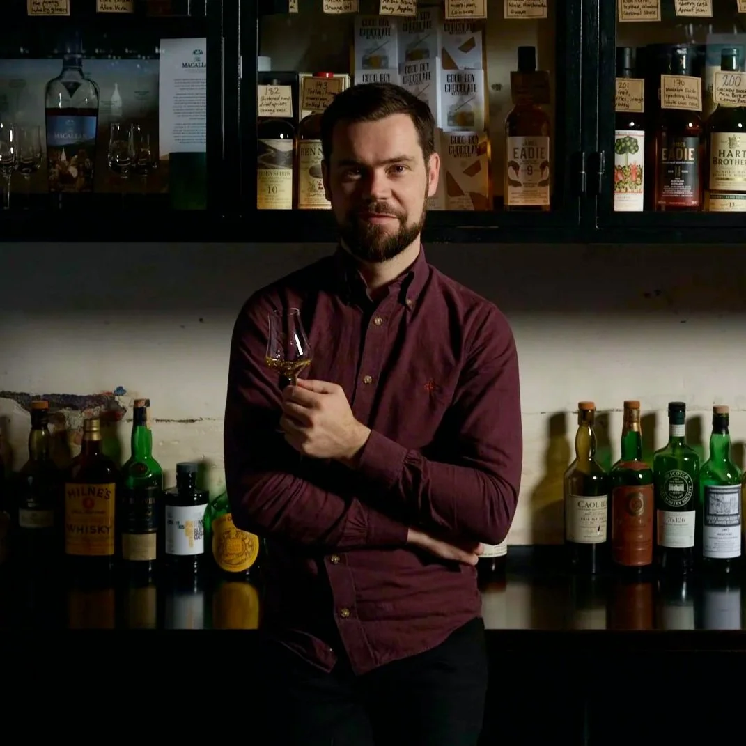 Julian White - Whisky &amp; Alement