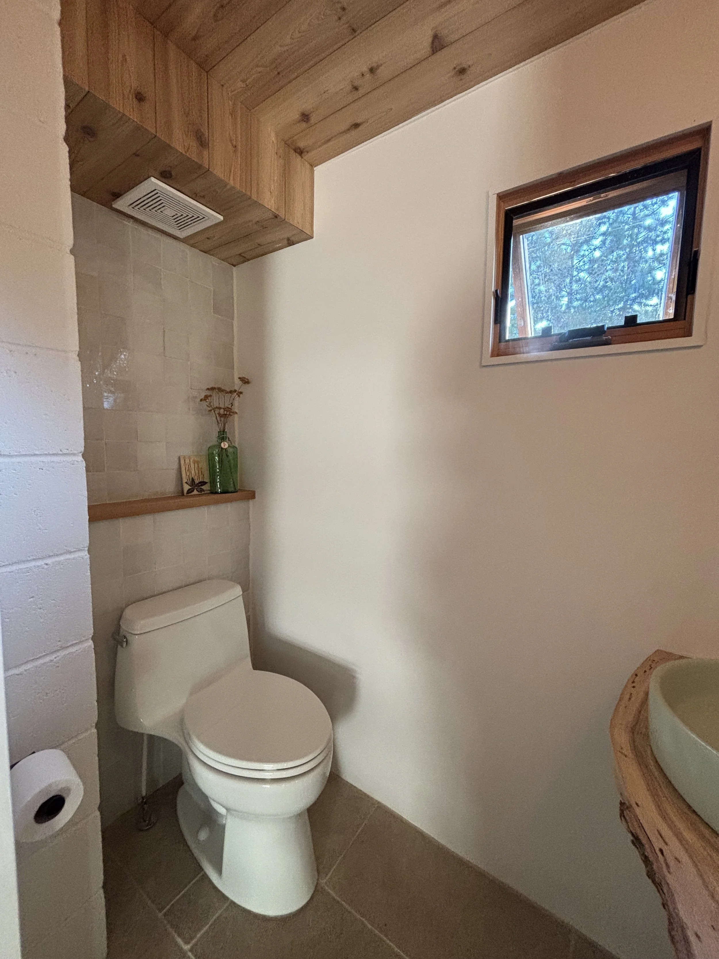 1/2 Bath
