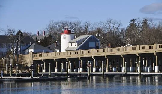 An image of the Yarmouth, MA bridge.