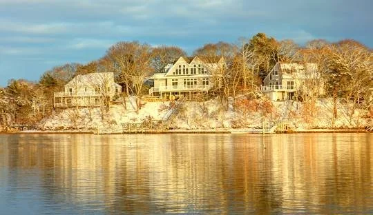 image of waterfront homes in New Seabury, MA