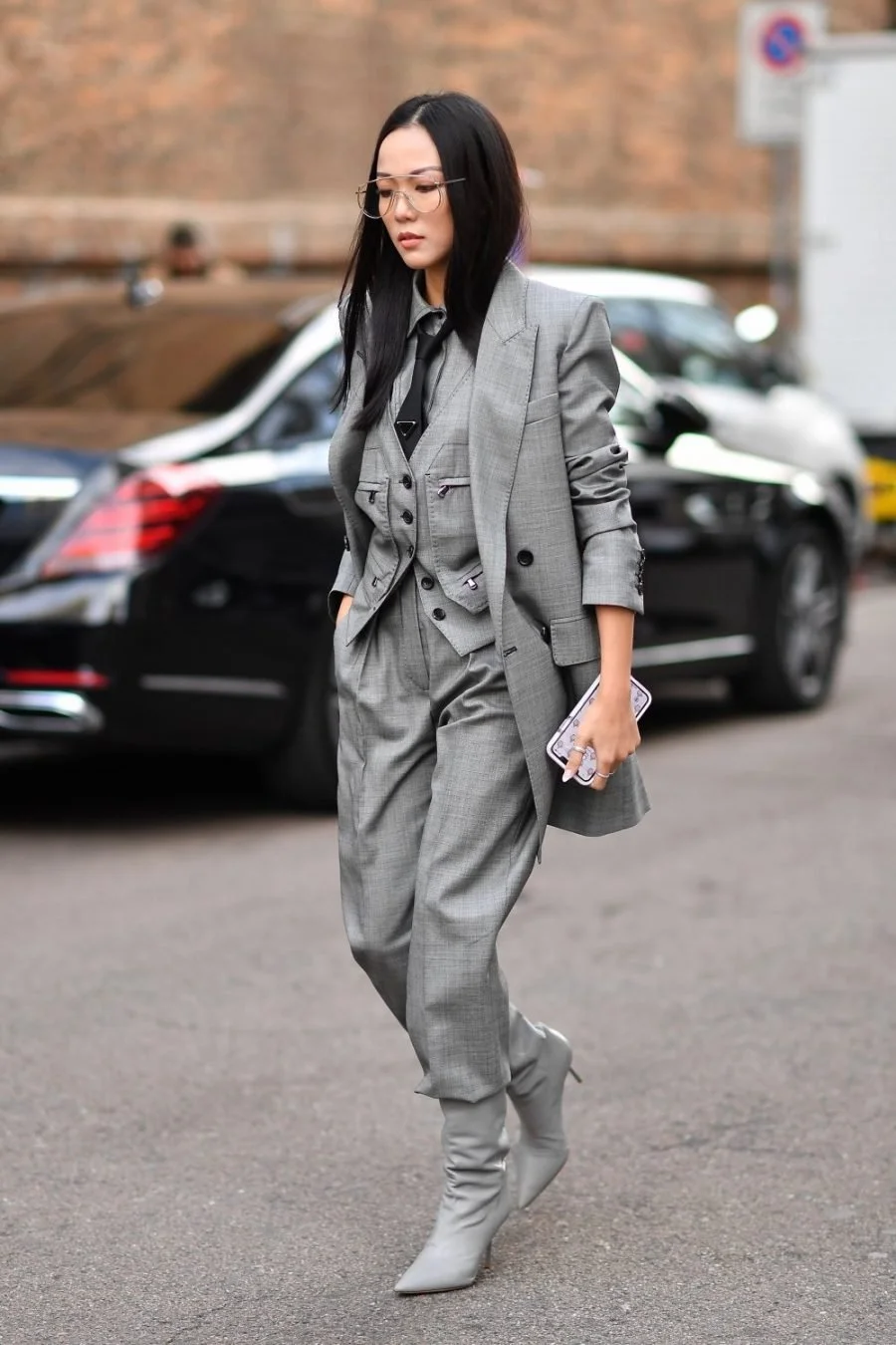 Paris Fashion Week Insider: What the Privileged Do That the Public Doesn’t See