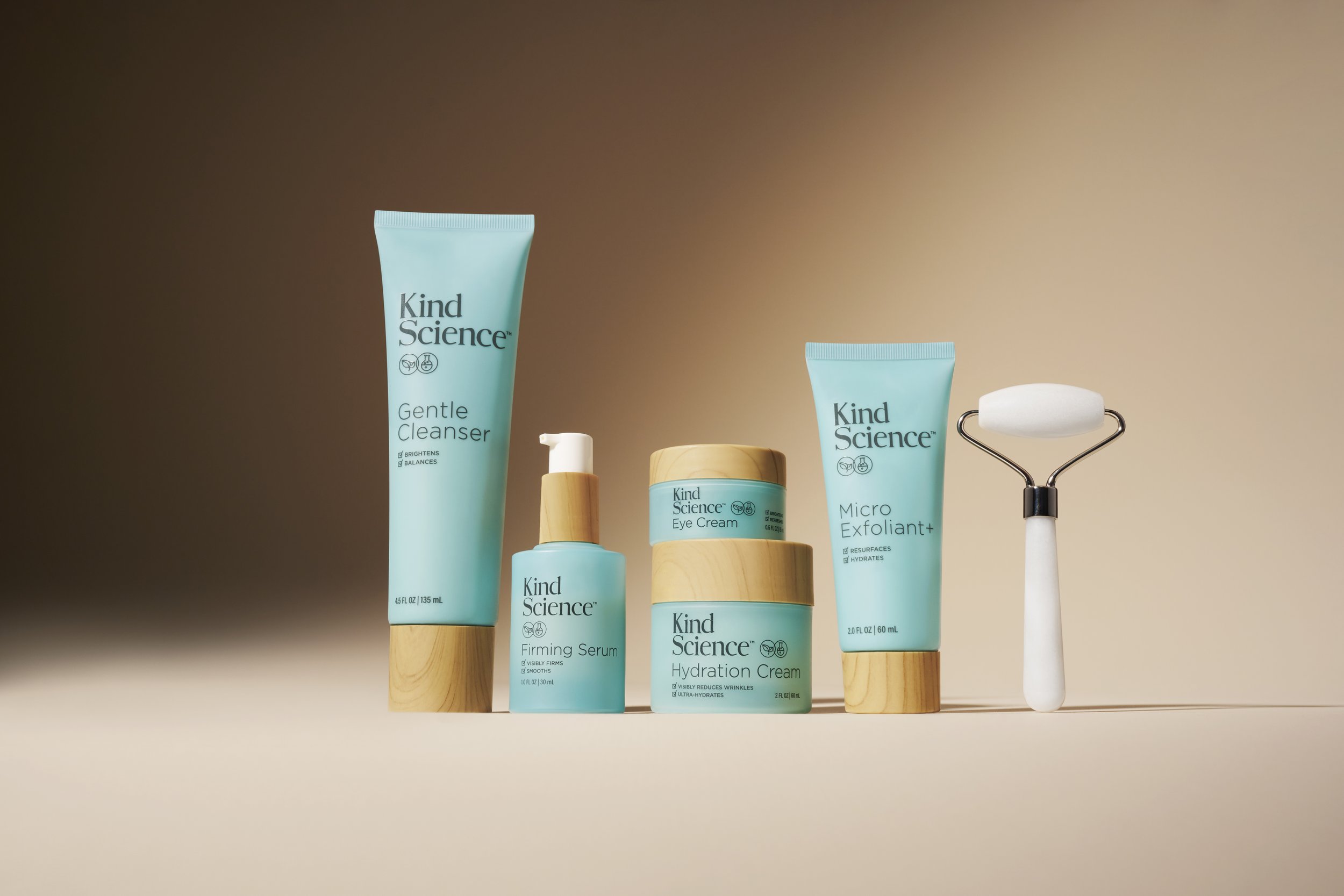 EL_HERO_5pc_021622_0178_Final 2.jpg