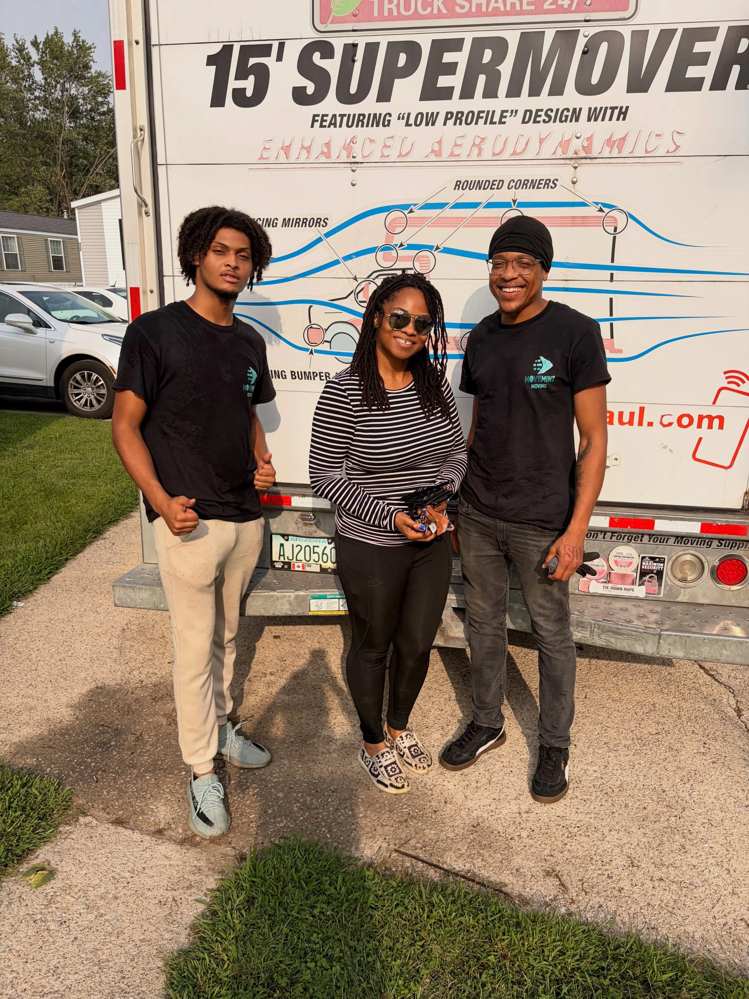 The smiles at the finish tell the story. 🙌🏾📦
Good people. Careful hands. Hard work. And a customer who can enjoy their new space without the moving-day stress.

That&rsquo;s the MoveMint standard &mdash; treat it like it&rsquo;s ours, respect your