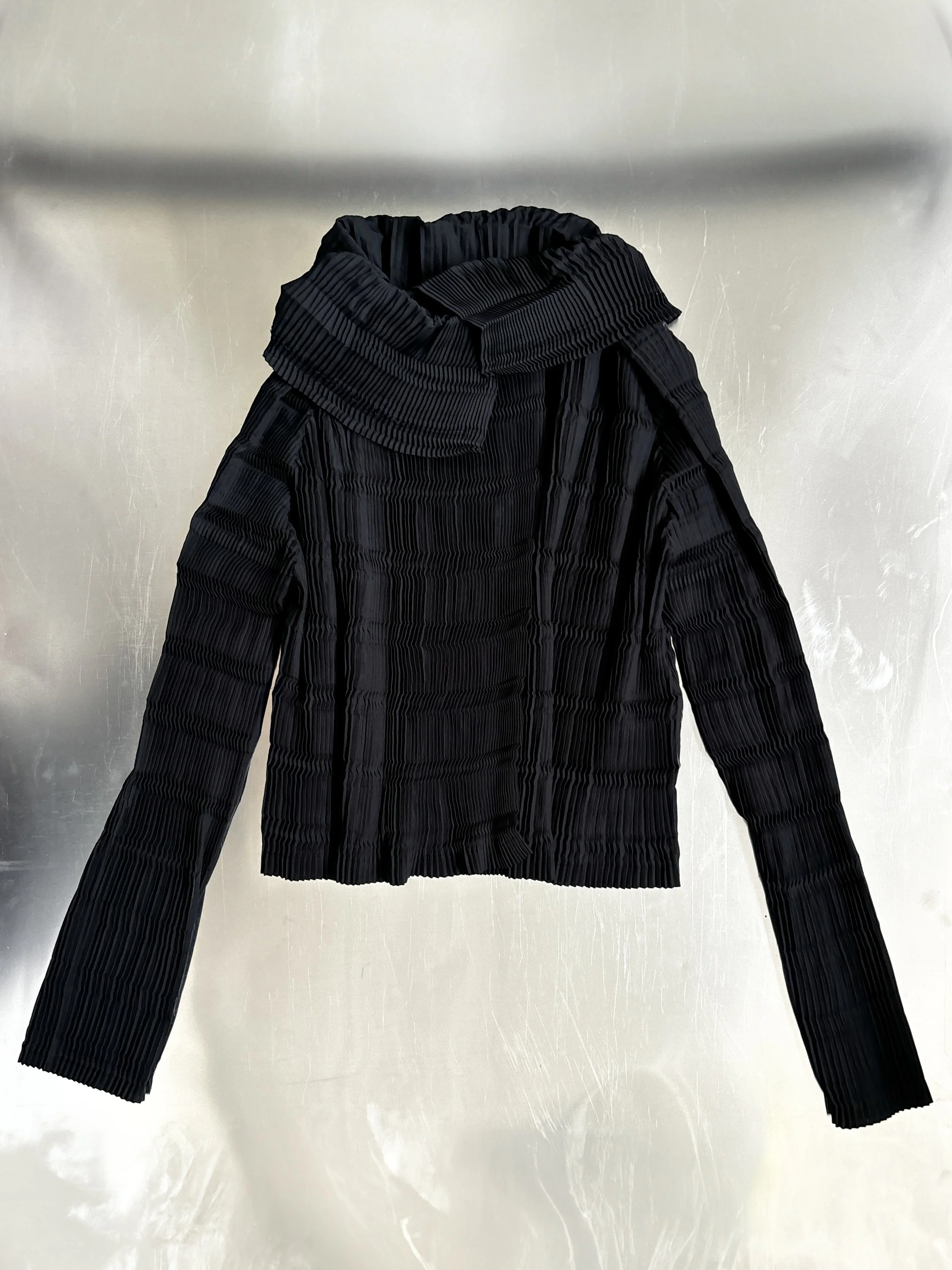 VINTAGE ISSEY MIYAKE MICRO PLEAT ASYMMETRICAL LONG SLEEVE TOP