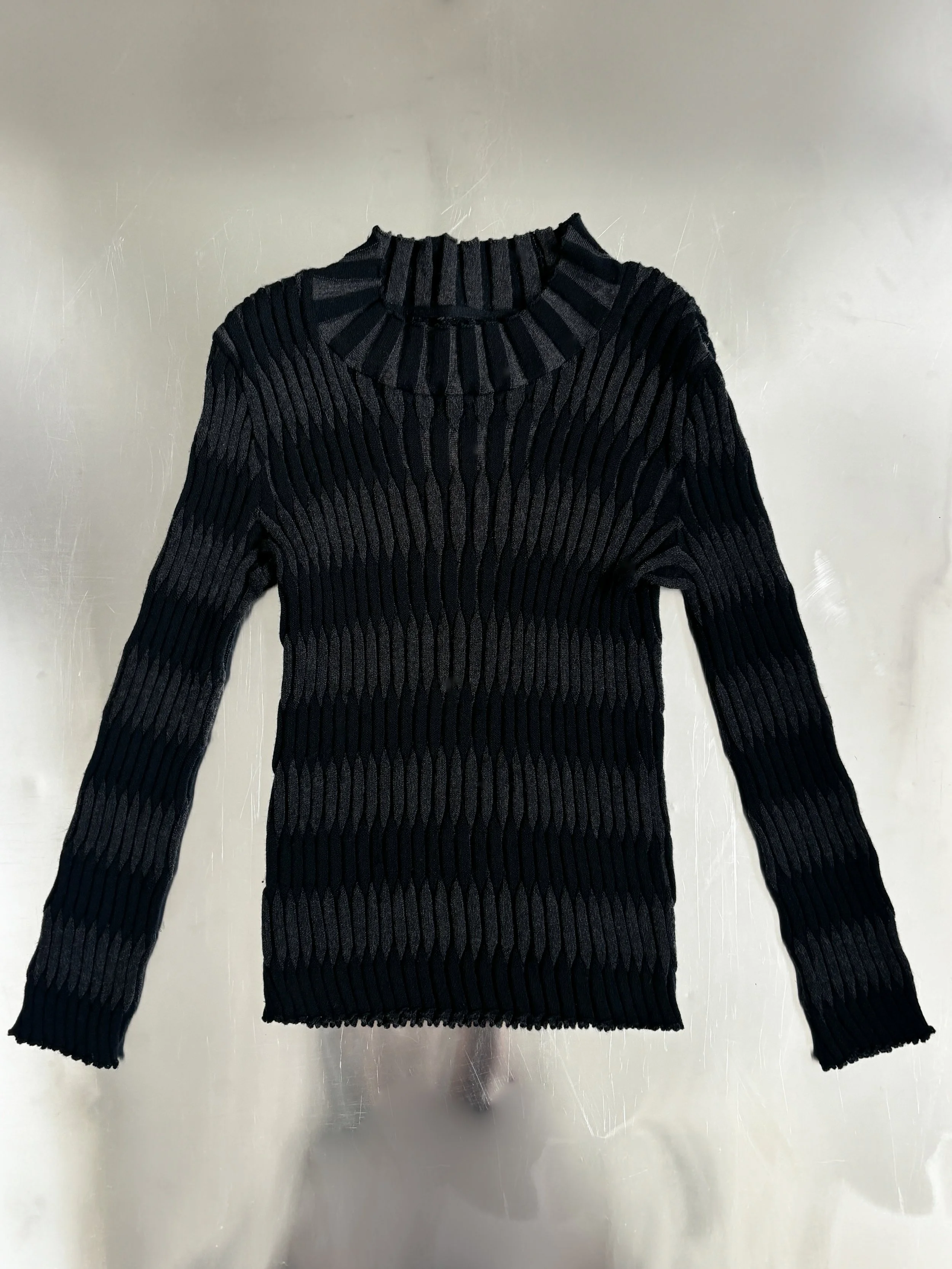 2000'S ISSEY MIYAKE STRIPE LONG SLEEVE KNIT .