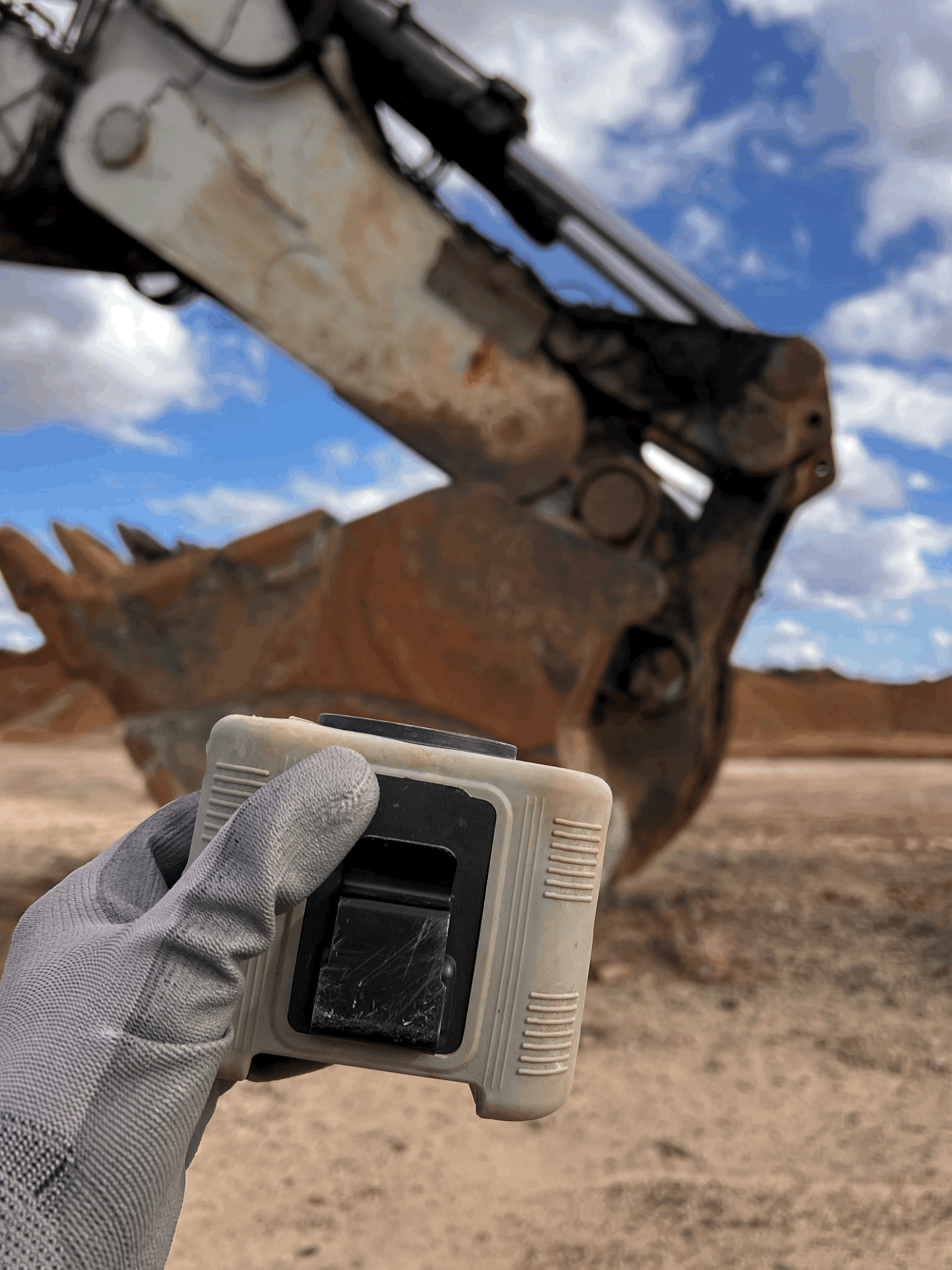 Dingofan D2 Wearable Cooling Fan