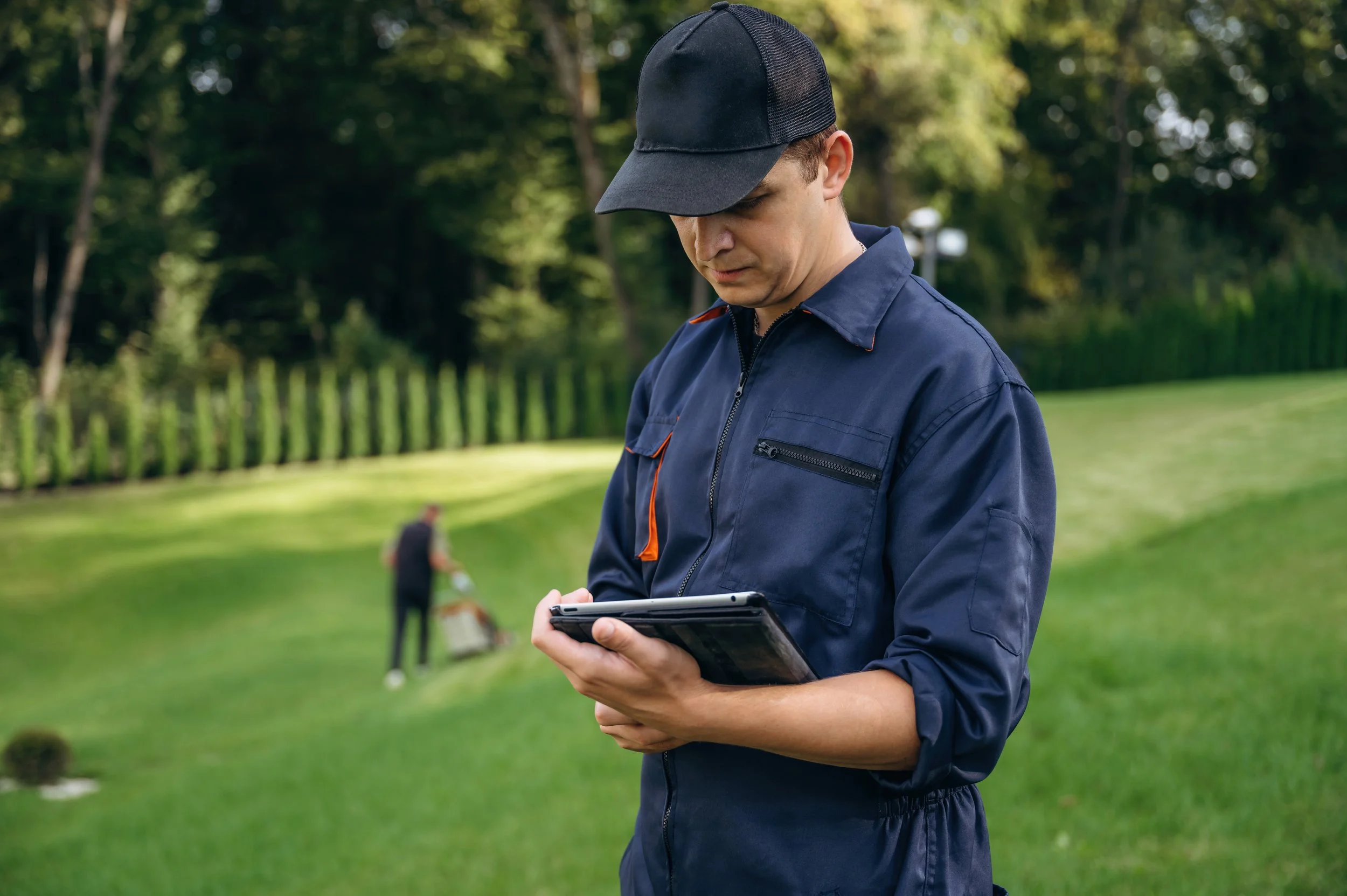 How Pest Control Businesses Are Using Customer Portals to Win More Contracts