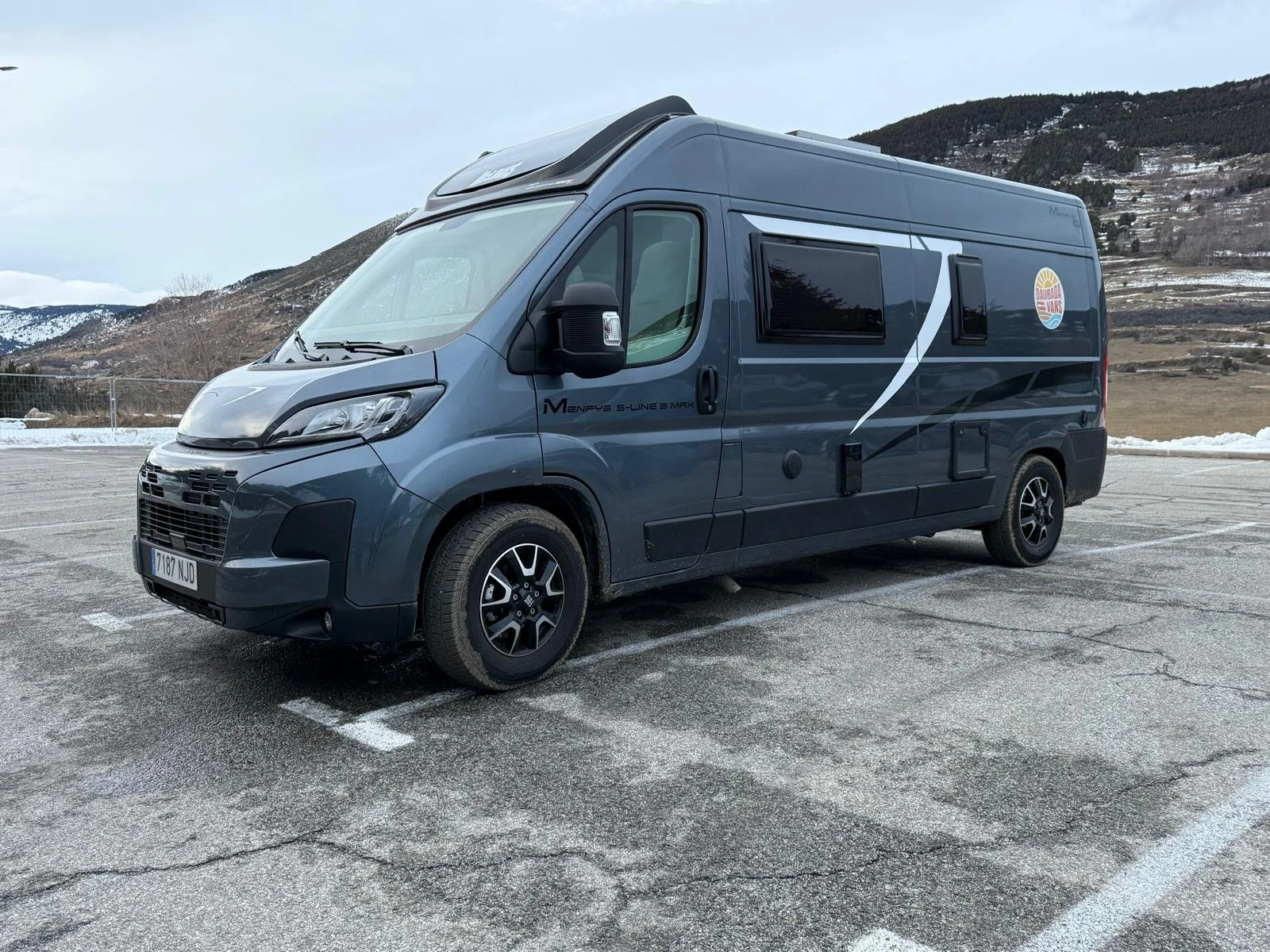 Camper Premium McLouis Menfys 3 S-Line
