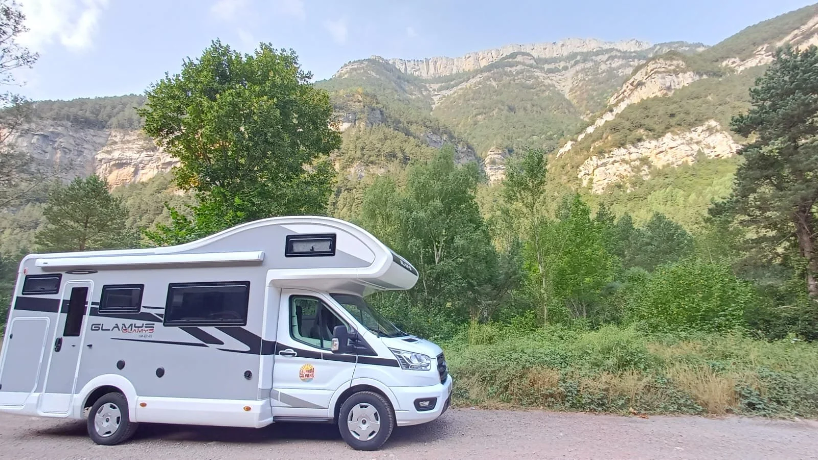 Autocaravana Glamys 322 - 7 pax