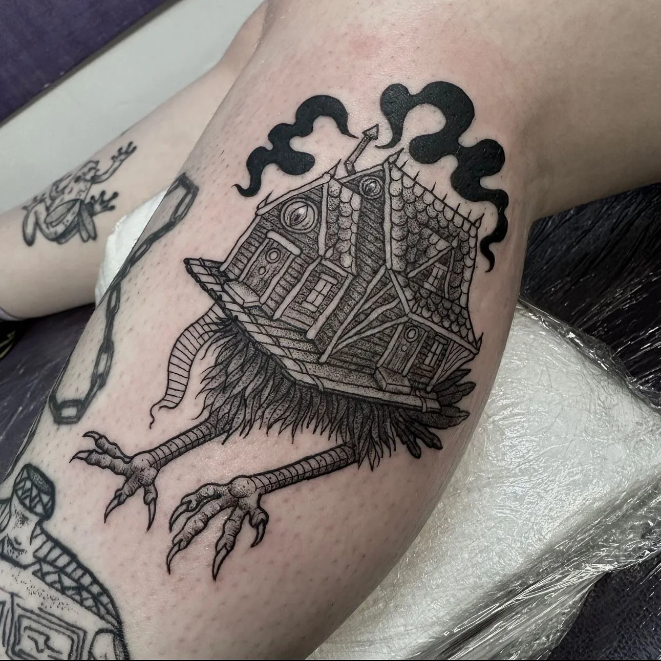 lora-maze-leg-tattoo.jpg