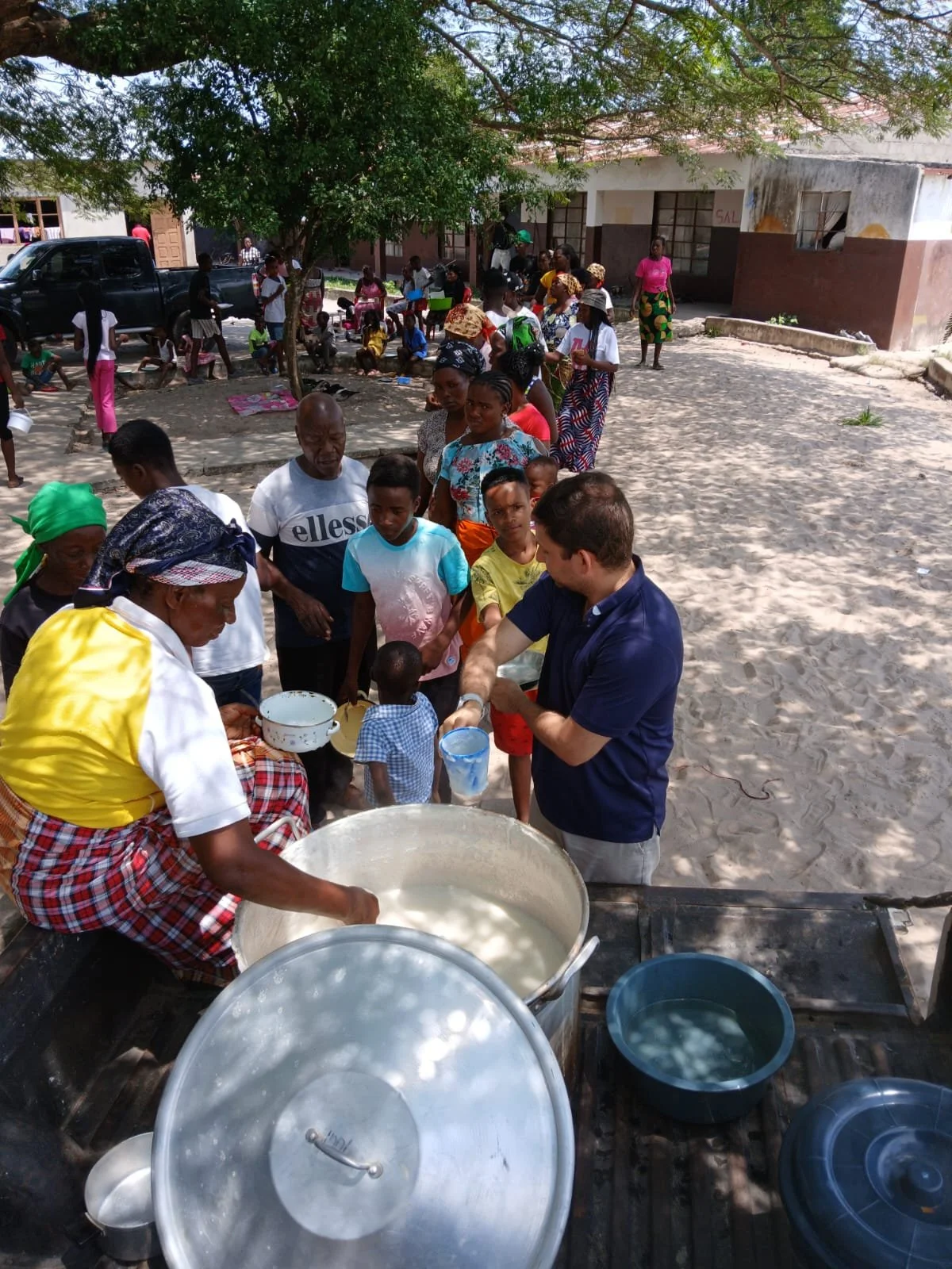 Paróquias apoiam a Caritas Xai-Xai no atendimento aos afectados pelas inundações