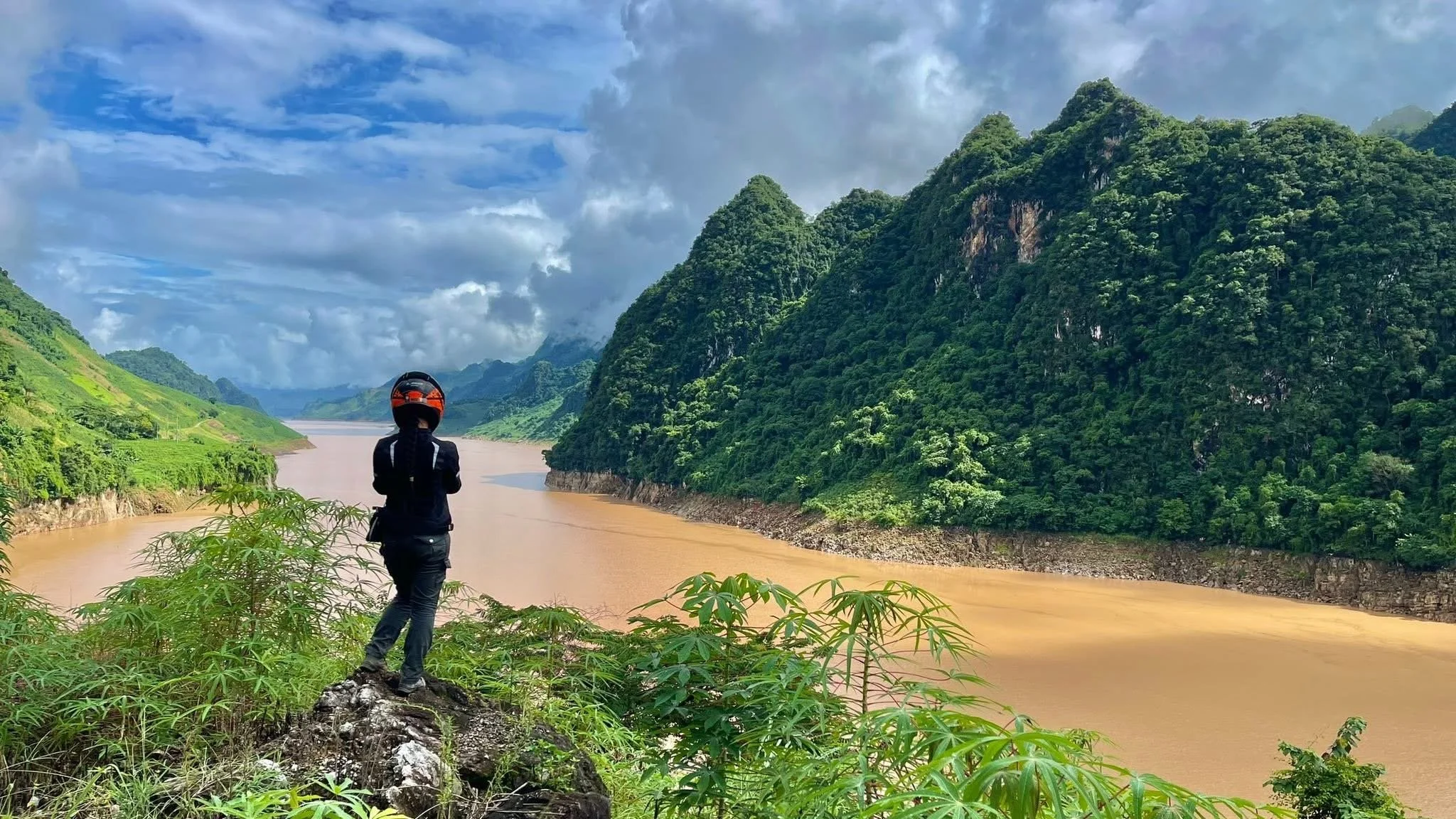  Edge of Land and Water