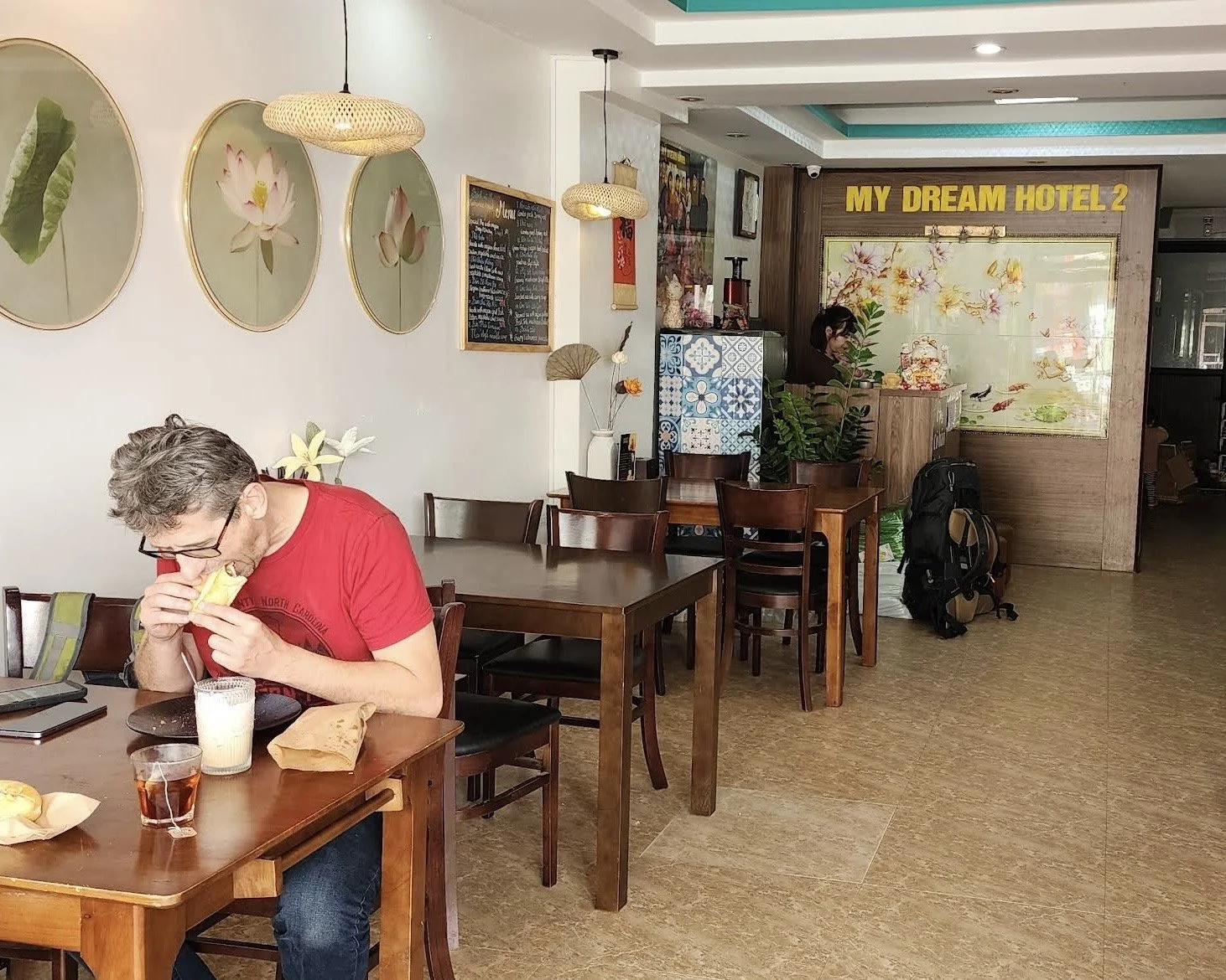 Anhly vegan restaurant Sapa