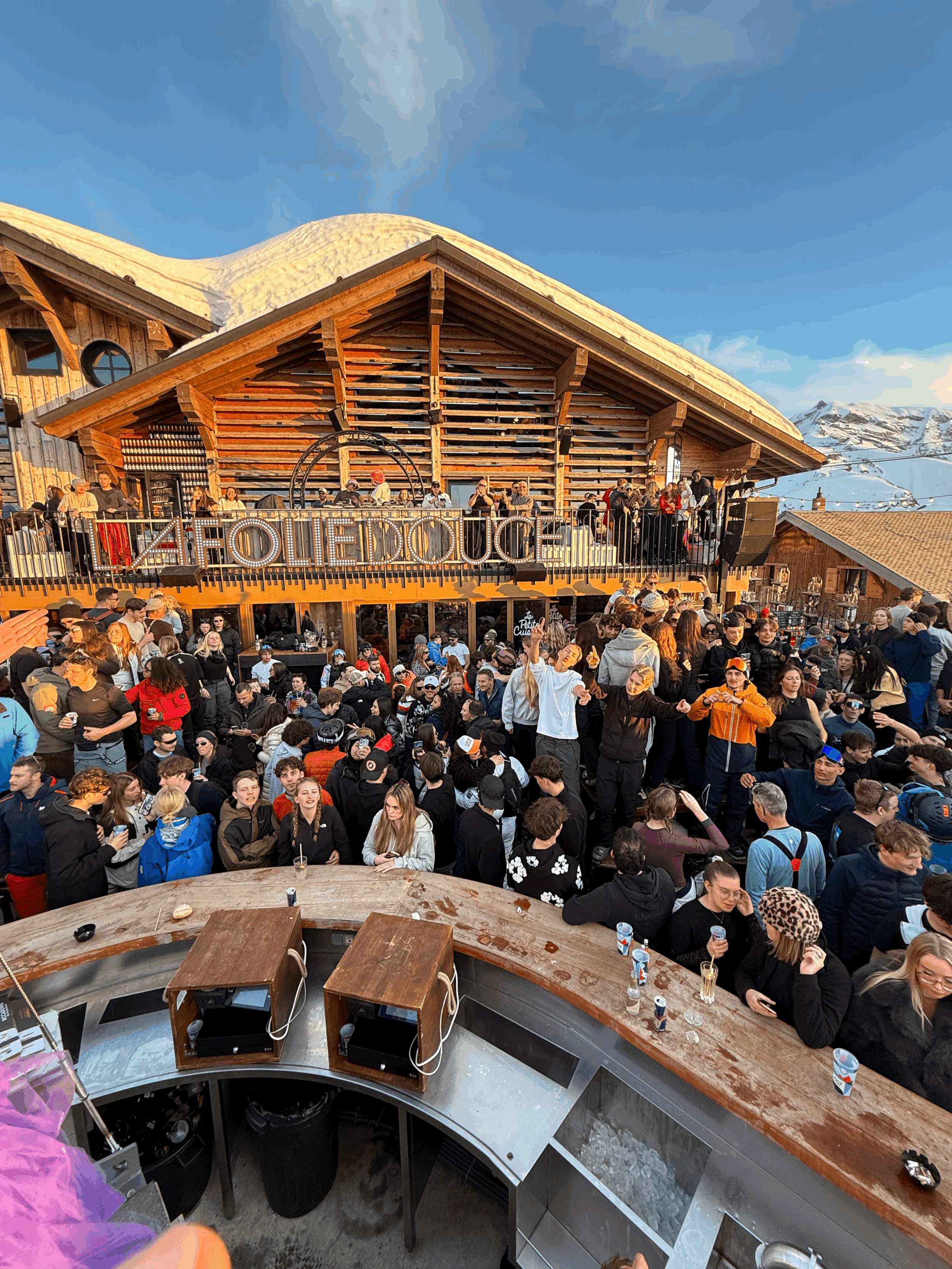 Show BMX à La Folie Douce Avoriaz – Démonstration BMX Flat à 1800 mètres d’altitude