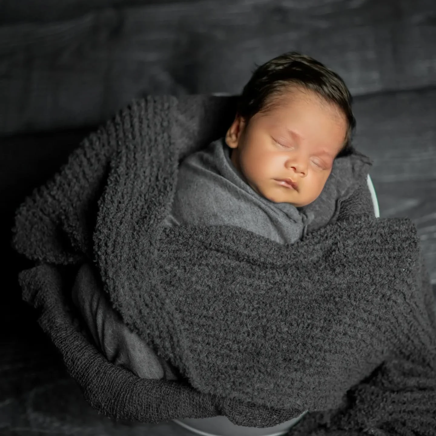 &quot;One of these is the real color&mdash;can you guess which one? Drop your answer in the comments! ⬇️✨ #NewbornSession #sydneyphotographers #sydneynewbornphotographer