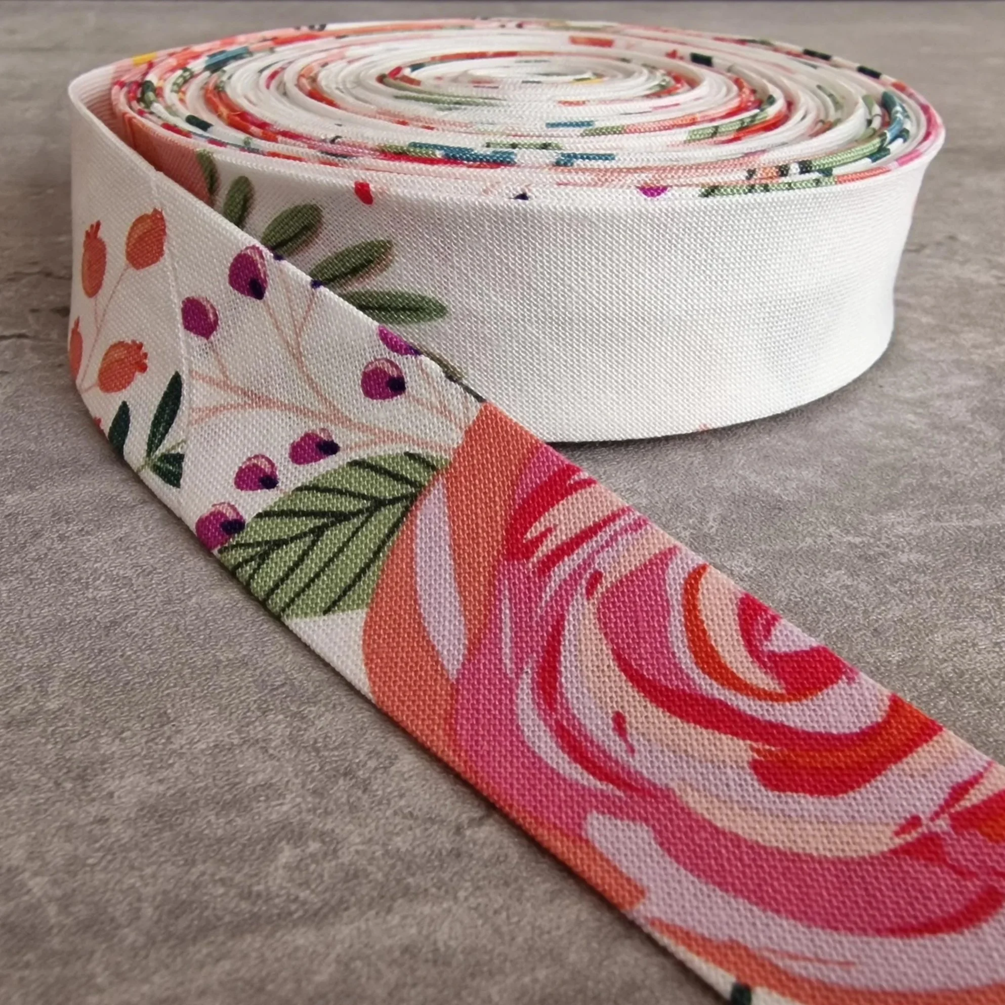 Riley Blake White Floral Cotton Bias Binding Tape, Handmade, Single or Double Fold, 25mm