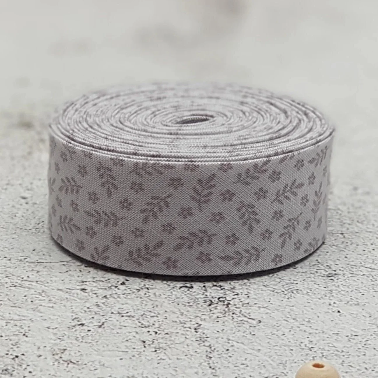 Makower Grey Pattern Elastic Cotton Bias Binding Tape – 25mm
