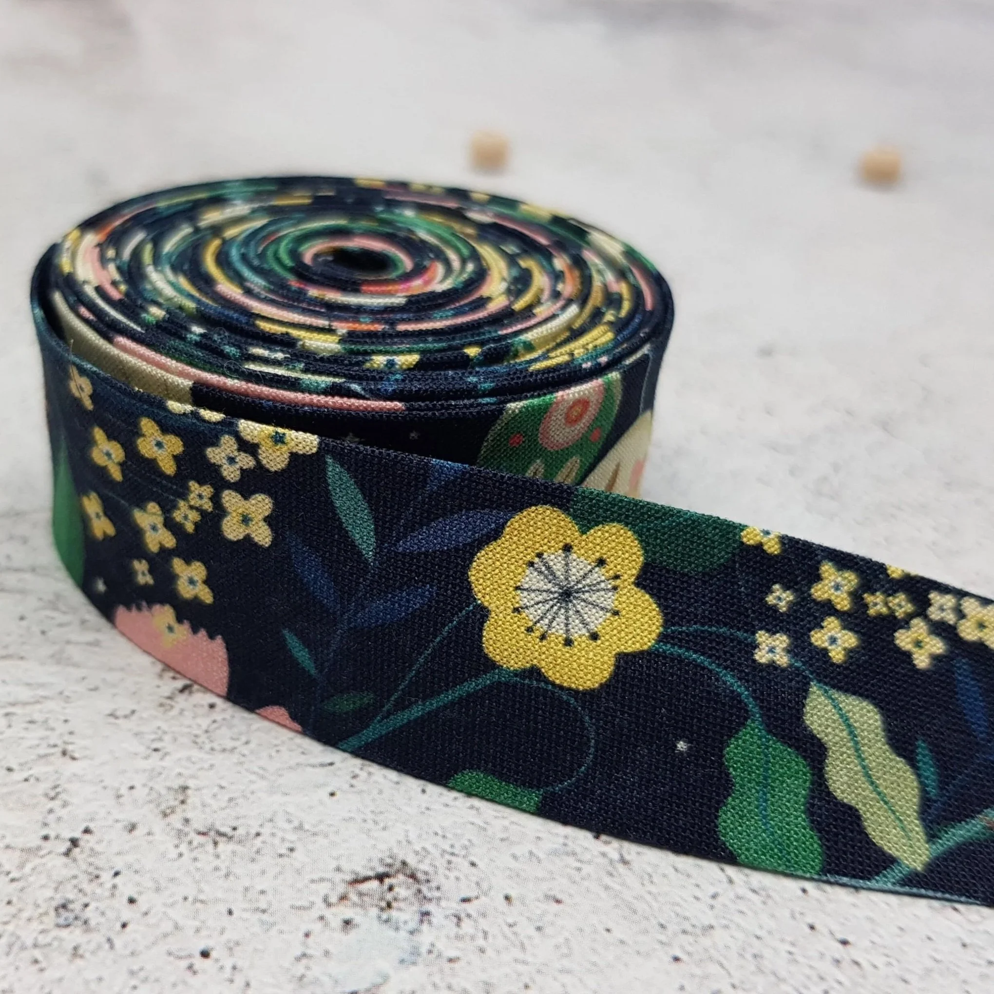 Dashwood Studio Hedgerow Black Floral Bias Binding Tape – 1" / 25mm Double Fold