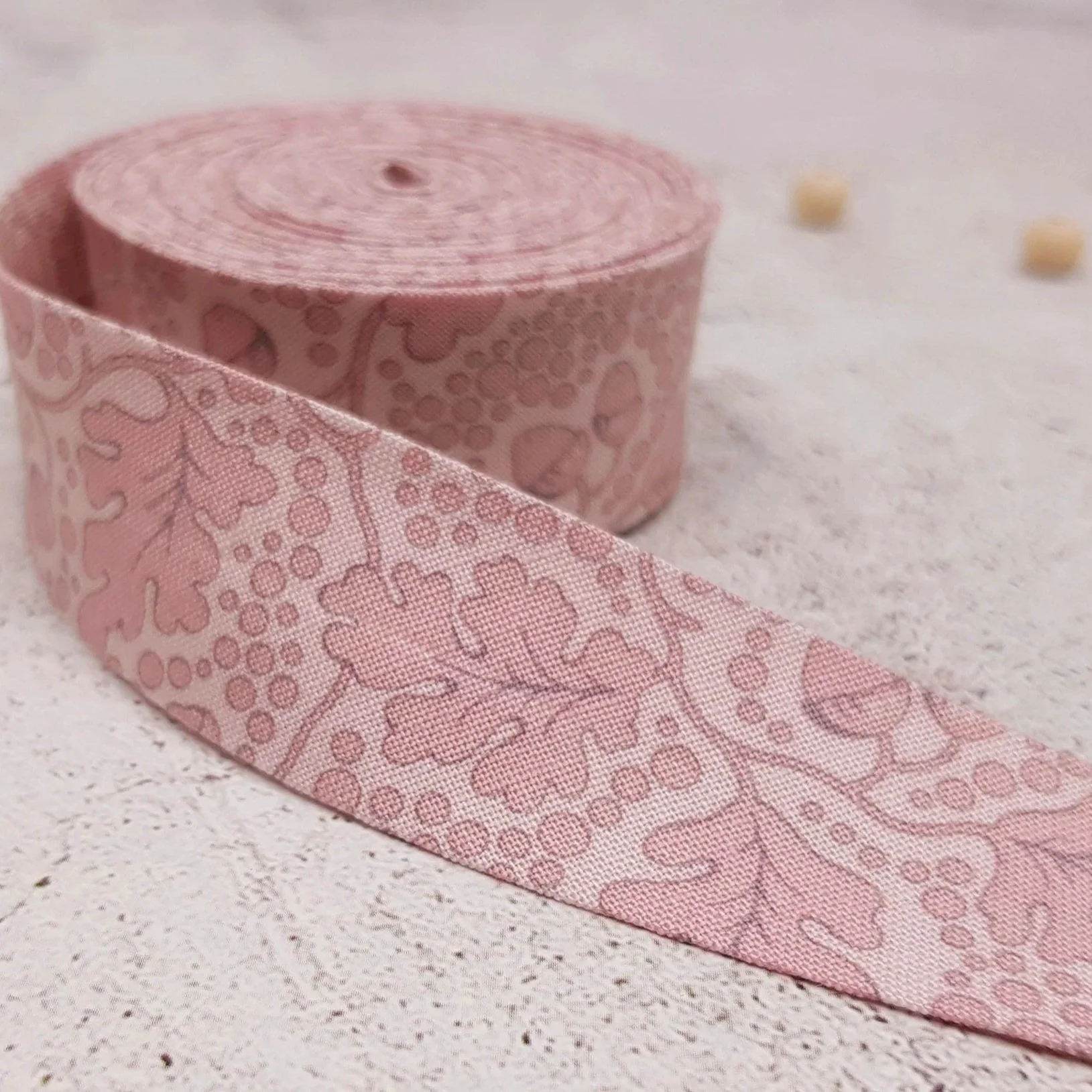 Makower Dusky Pink Cotton Double Fold Bias Tape, 25mm