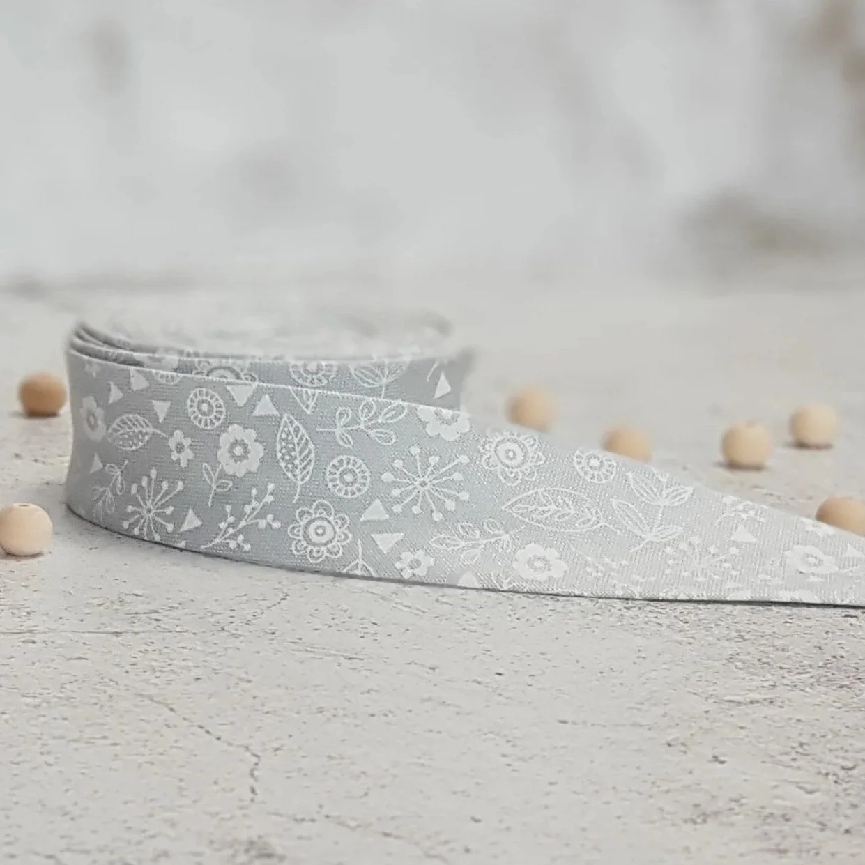 Makower Grey Cotton Bias Binding Tape – 25mm, Single or Double Fold