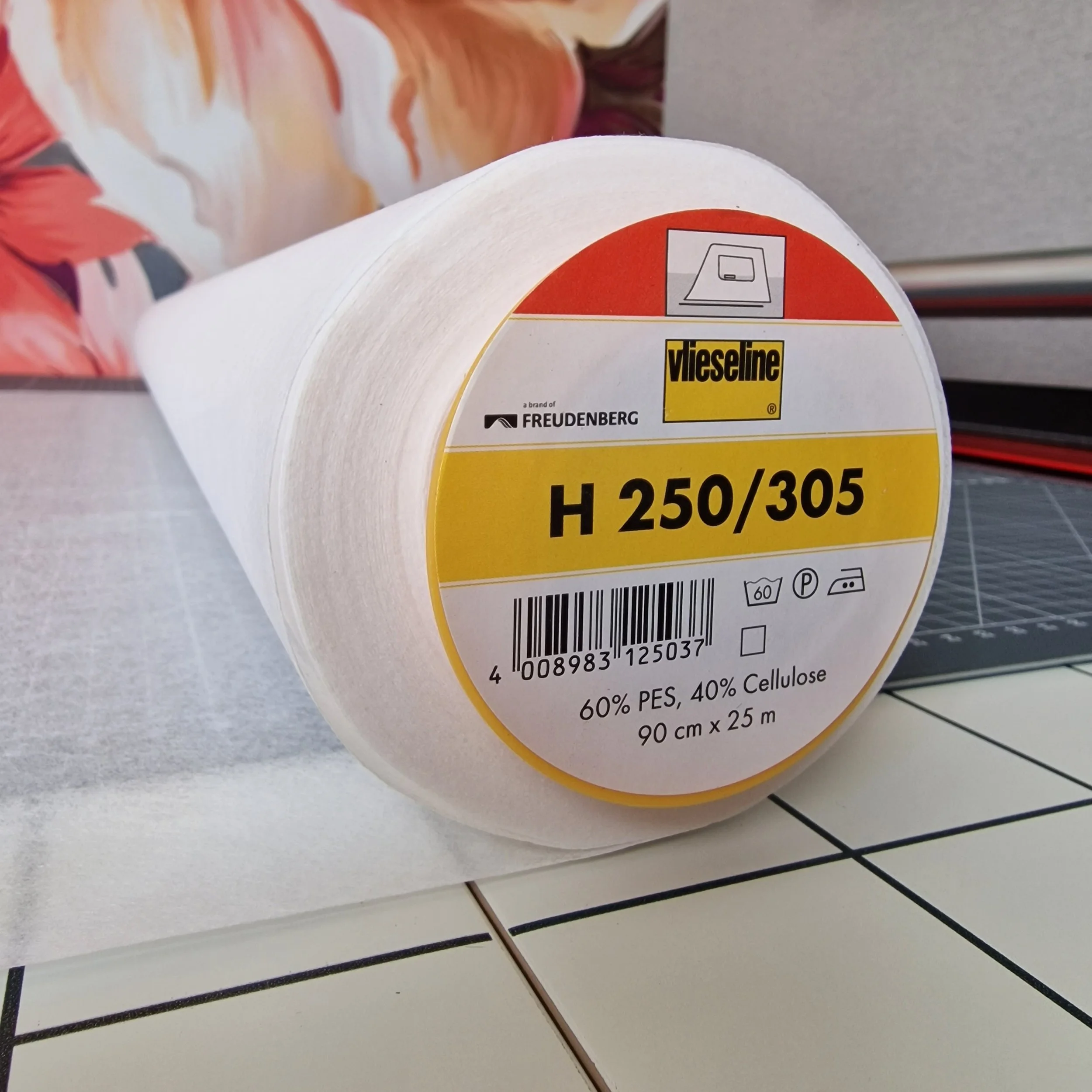 Vlieseline F250 Heavy Weight Fusible Interfacing for Structured Garments. White or Charcoal