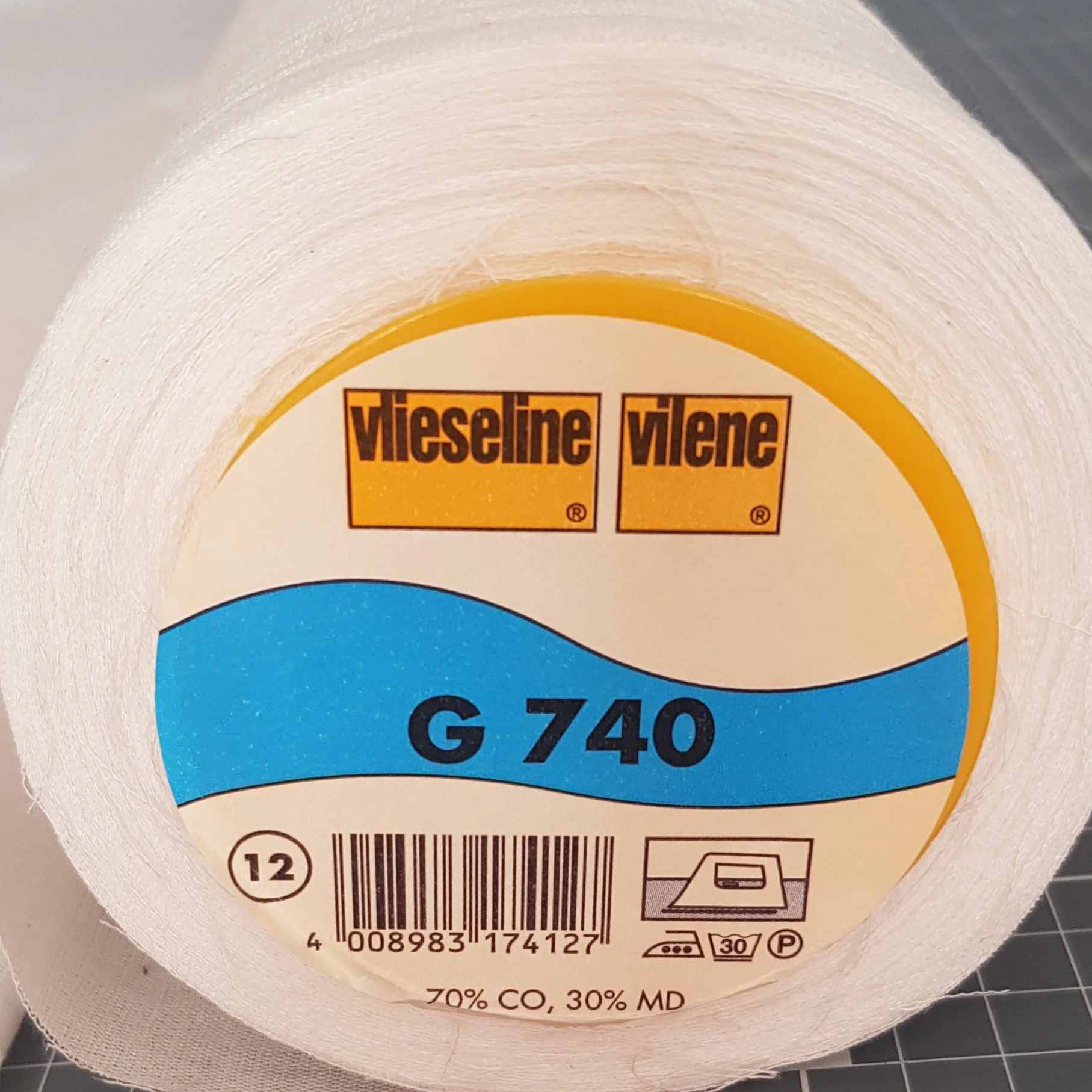 Vlieseline G740 Medium Weight Woven Fusible Interfacing for Tailoring & Structured Garments