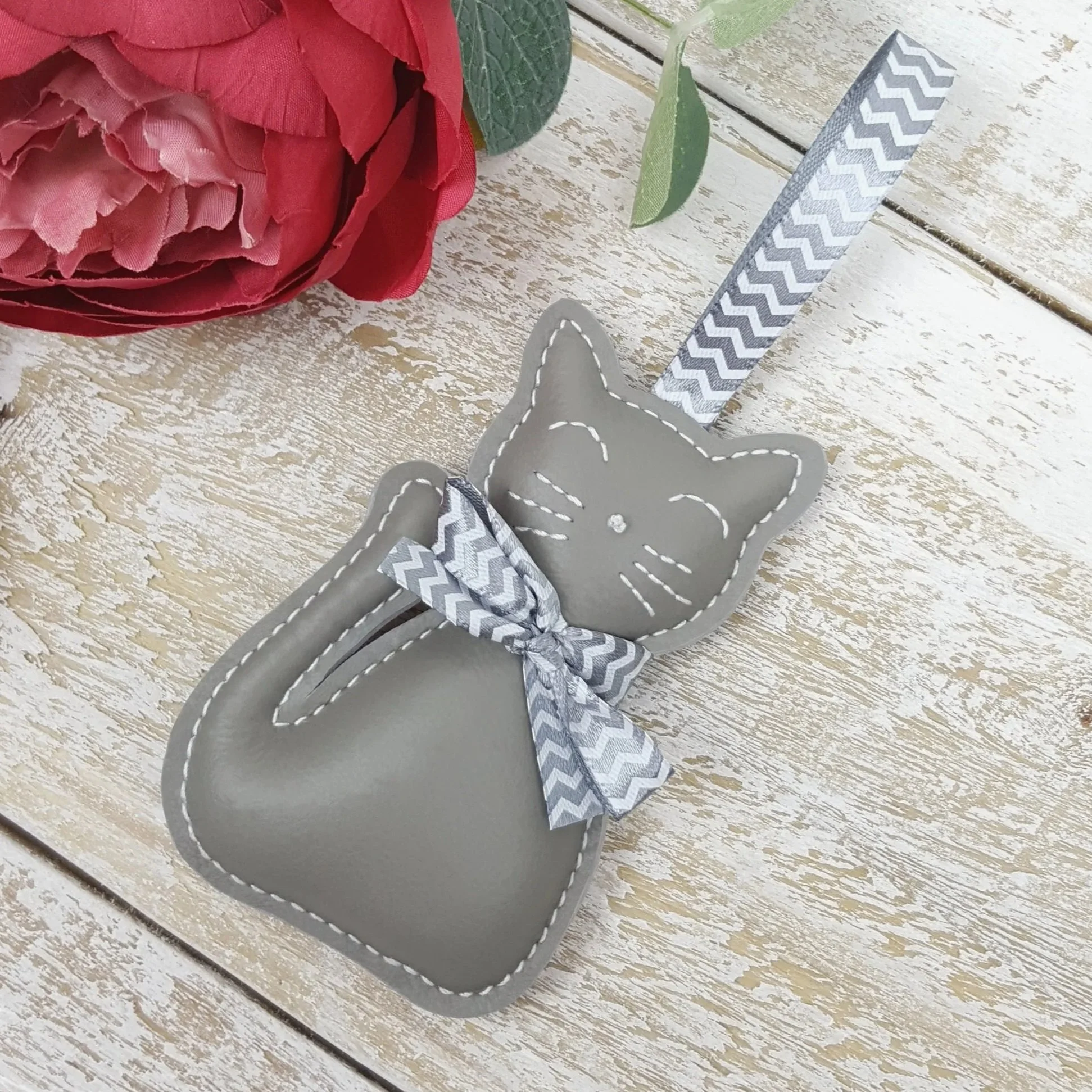 Handmade leather cat pendant charm in custom colours