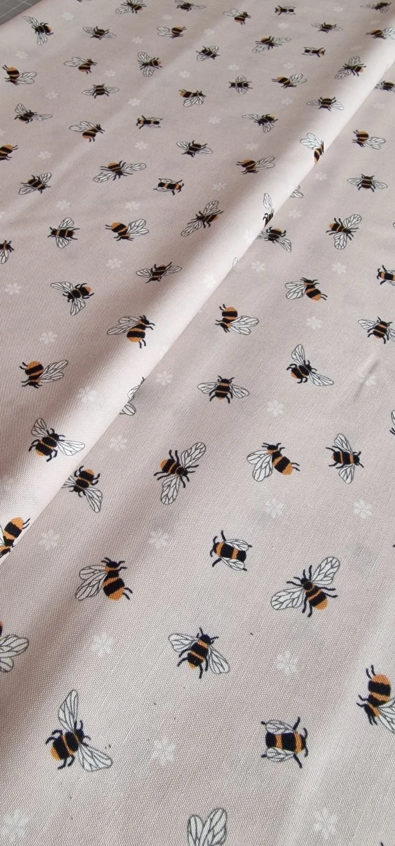 Lewis and Irene little bees on light beige pure cotton fabric