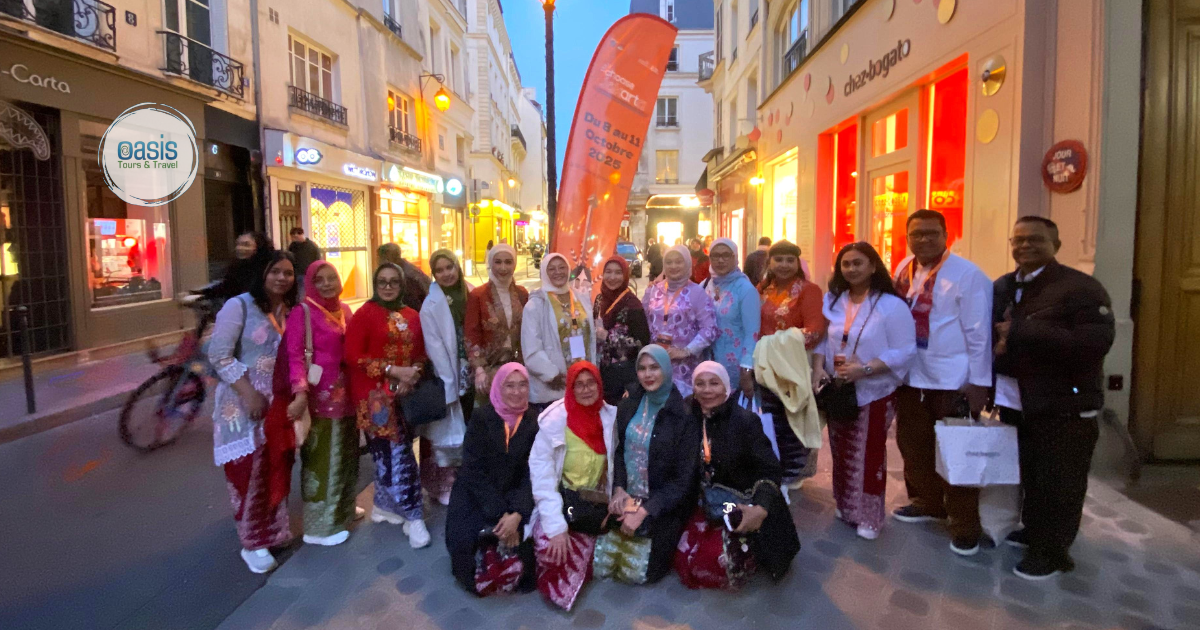 Paris Fashion Week.png