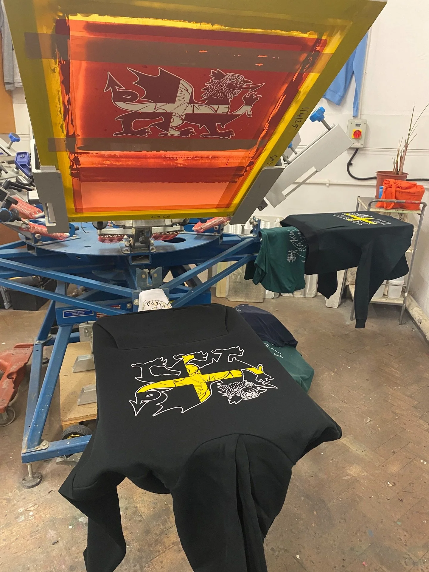 I might be the slowest and least consistent instagrammer ever but here&rsquo;s some hoodies I done a little while ago

I have 4 left on website!

big thank you to those who copped one already 

Screenprinted two colour on a lovely quality hoodie that