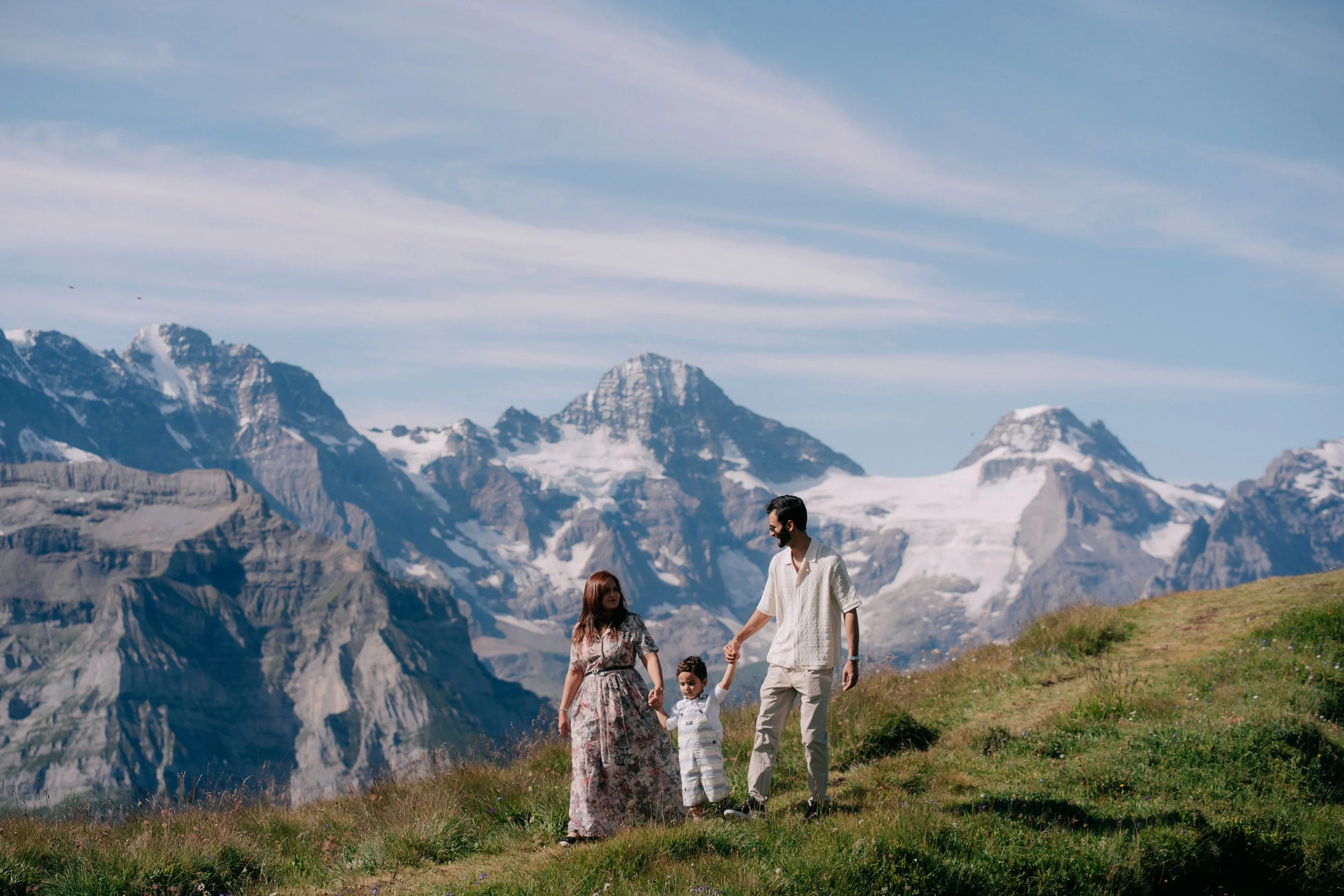 swiss-alps-family-portraits-outdoor-34.jpg
