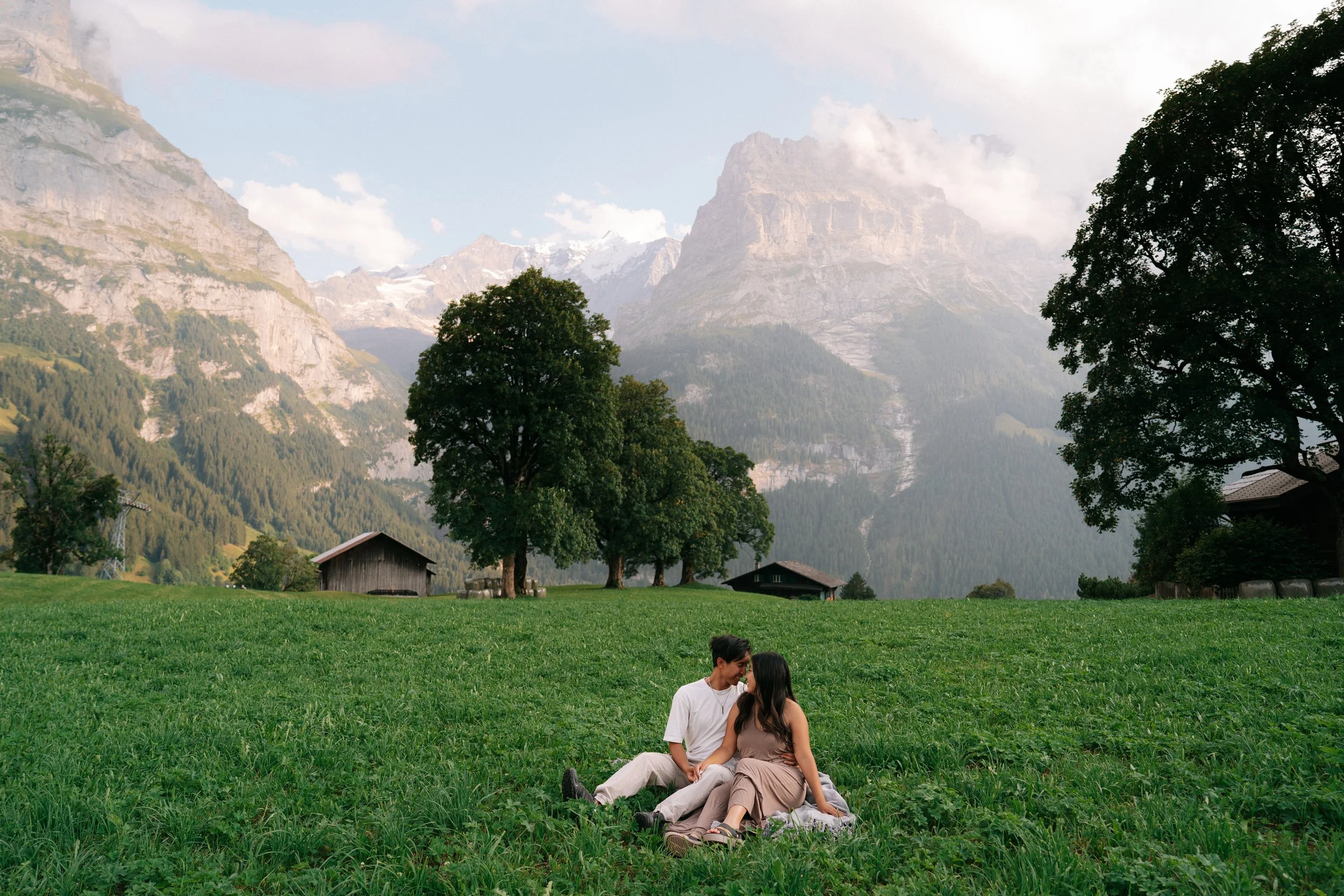 grindelwald-romantic-couple-photography-summer-39.jpg
