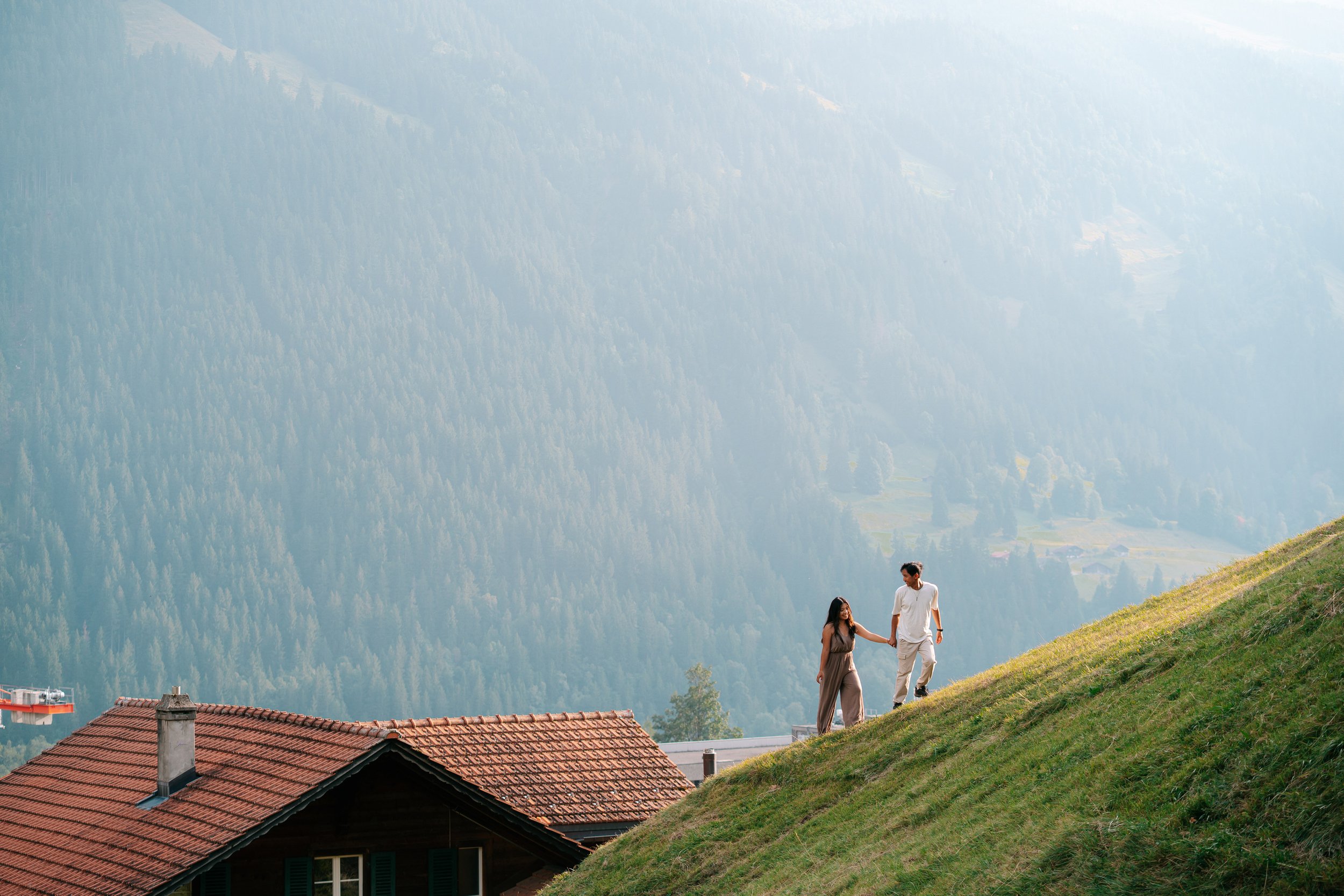 grindelwald-vacation-couple-photoshoot-06.jpg
