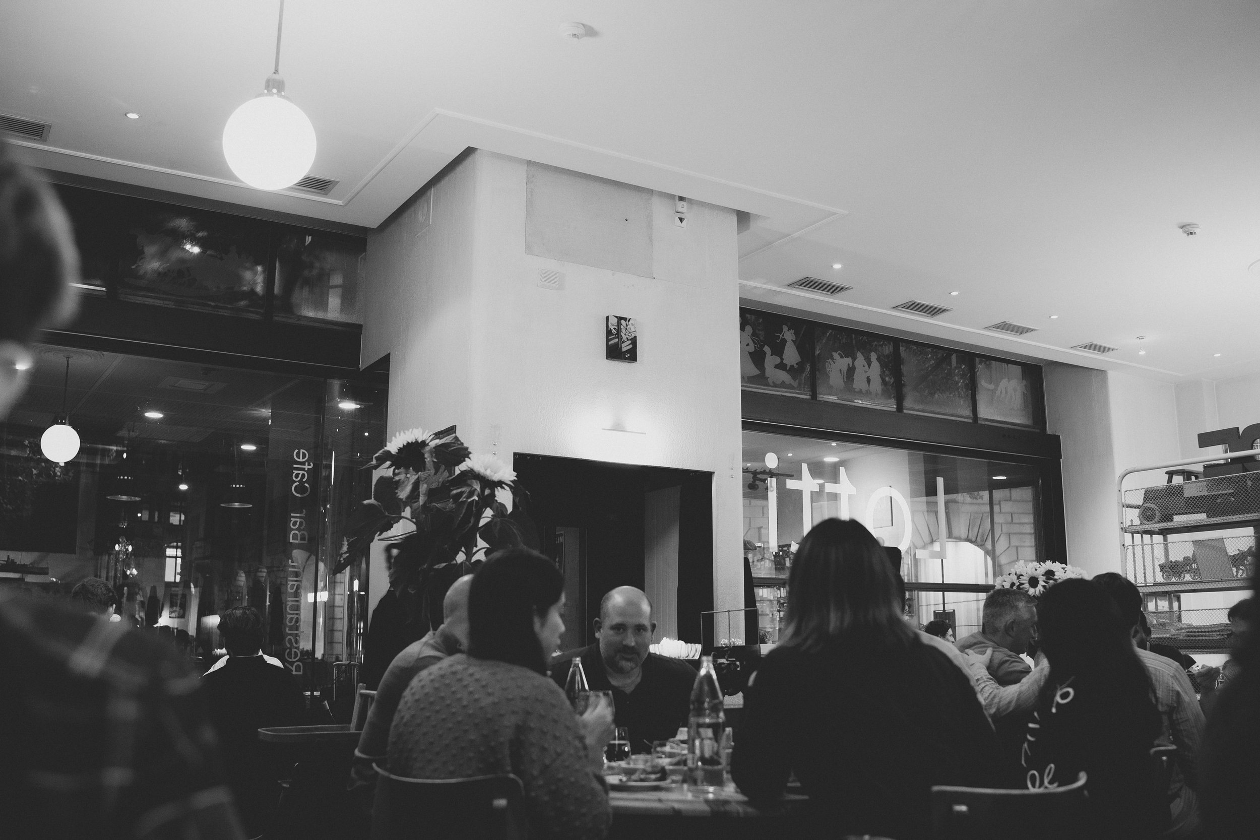 Interior Lotti Restaurant Zurich in Black and White
