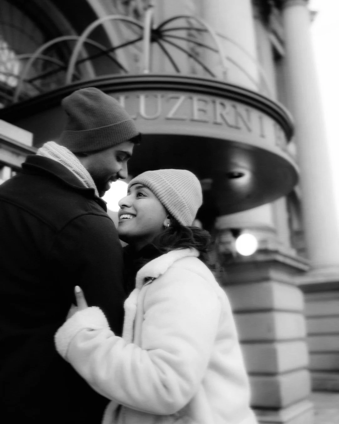 Romantic, cinematic&hellip; and full of feeling ✨🧡

When @naomi_dsouza reached out to me, I immediately knew it would be SO special to work together 🥹 She came with a clear vision of modern love, soft motion blur, cinematic frames, and that effortl